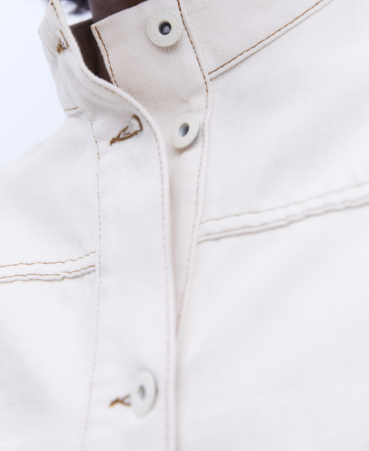 Funnel collar denim jacket image number 3