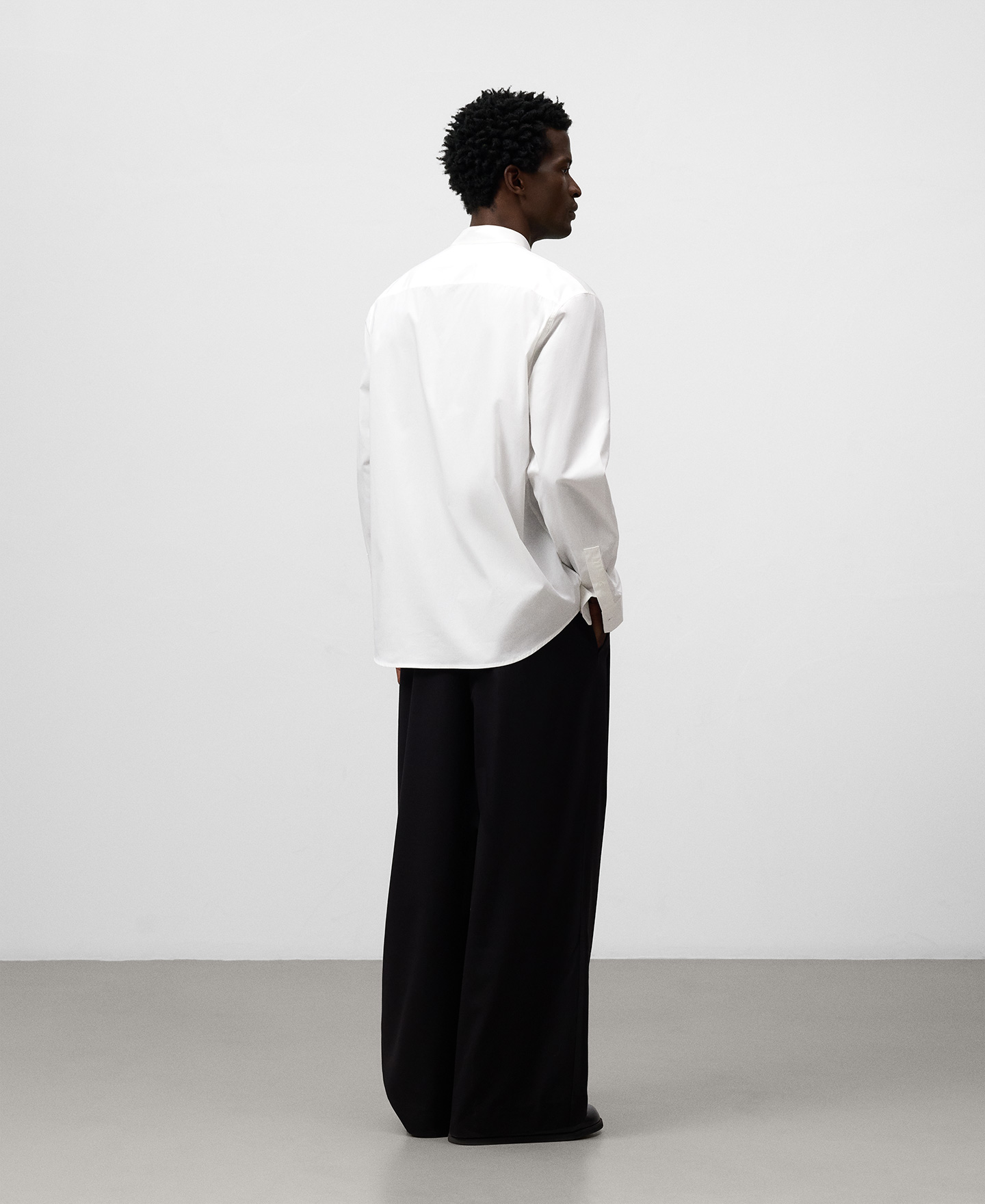 Regular fit Mandarin collar shirt man image number 2