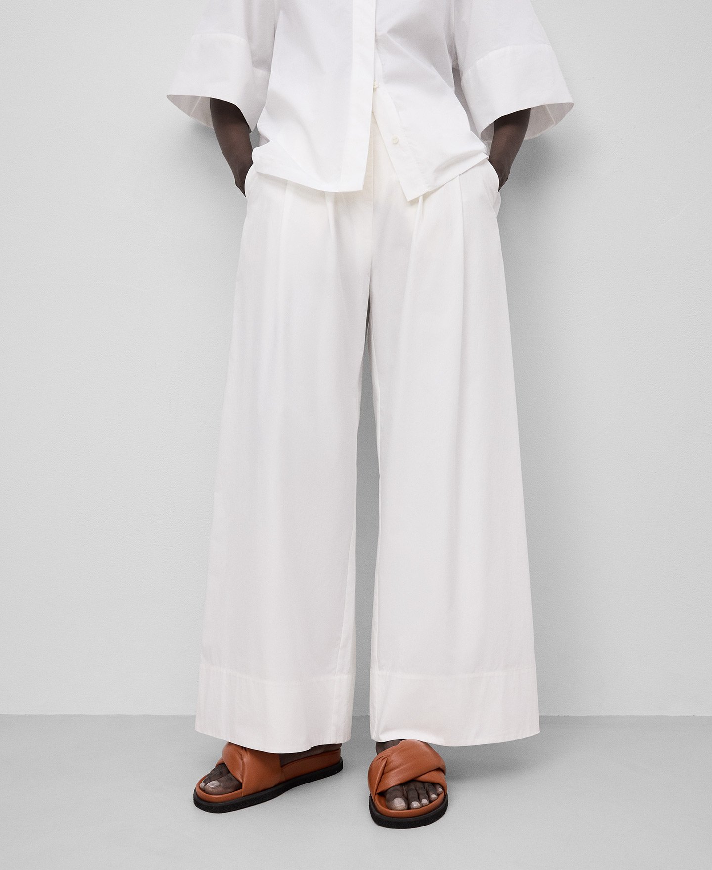 Organic cotton wide leg trousers woman image number 0