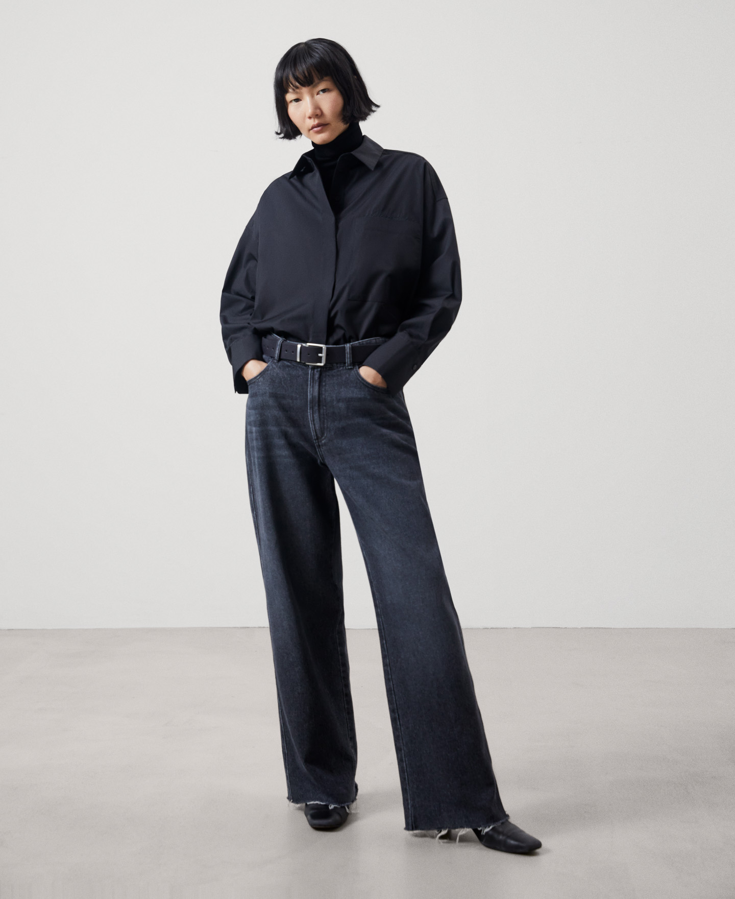 Cotton rounded volume shirt image number 5