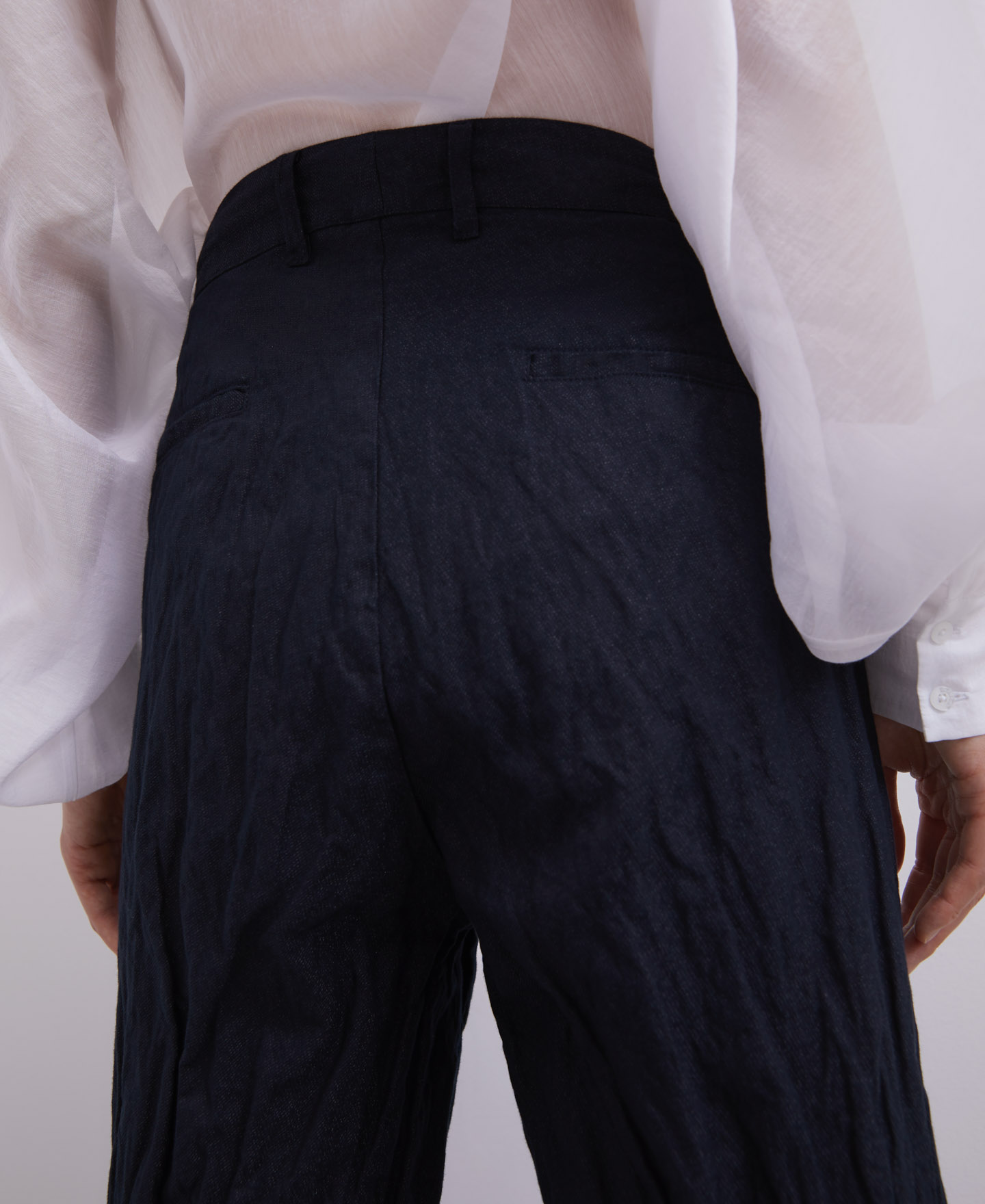 Metal fibre straight trousers image number 3
