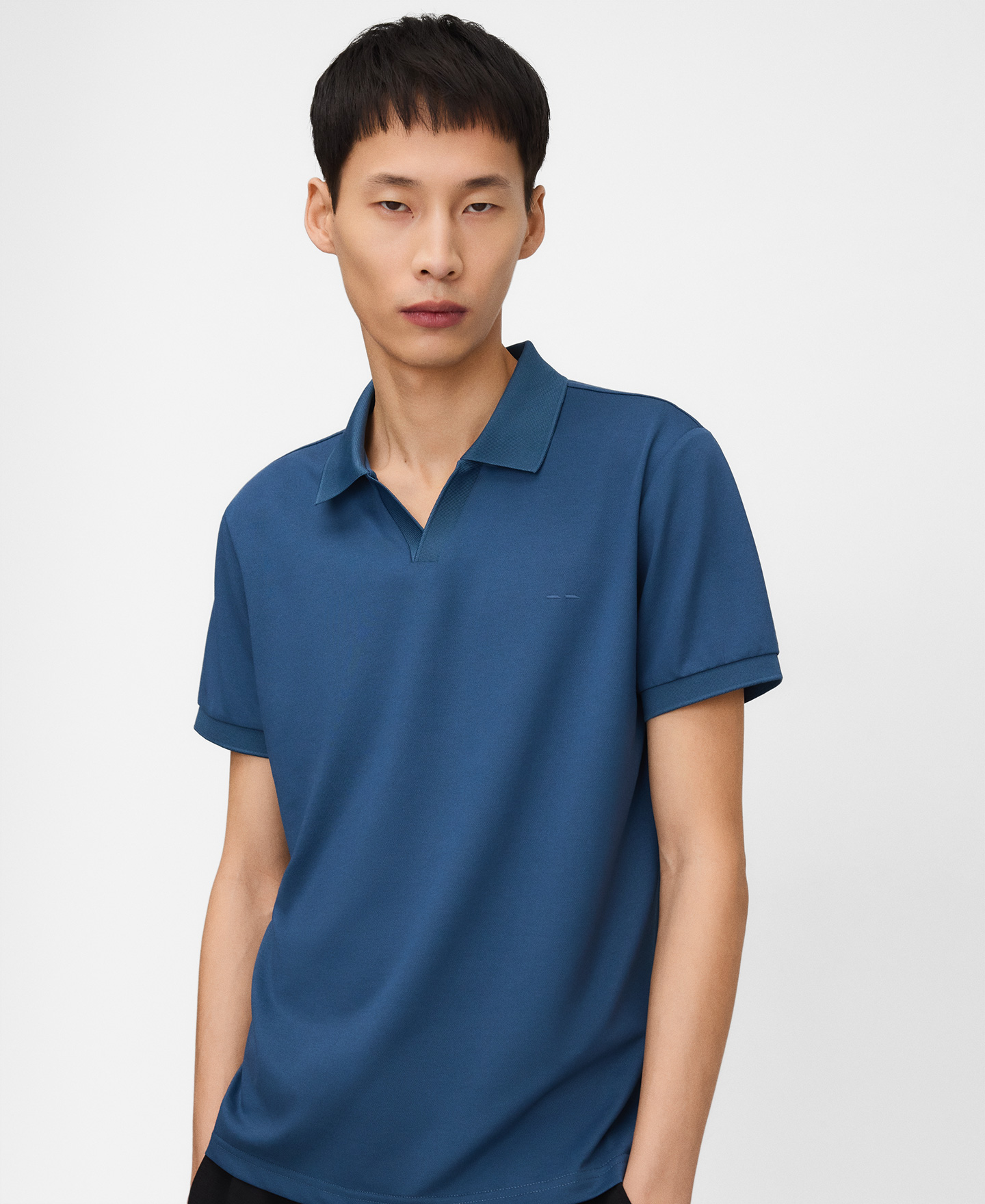 Regular fit V-neck polo shirt image number 0