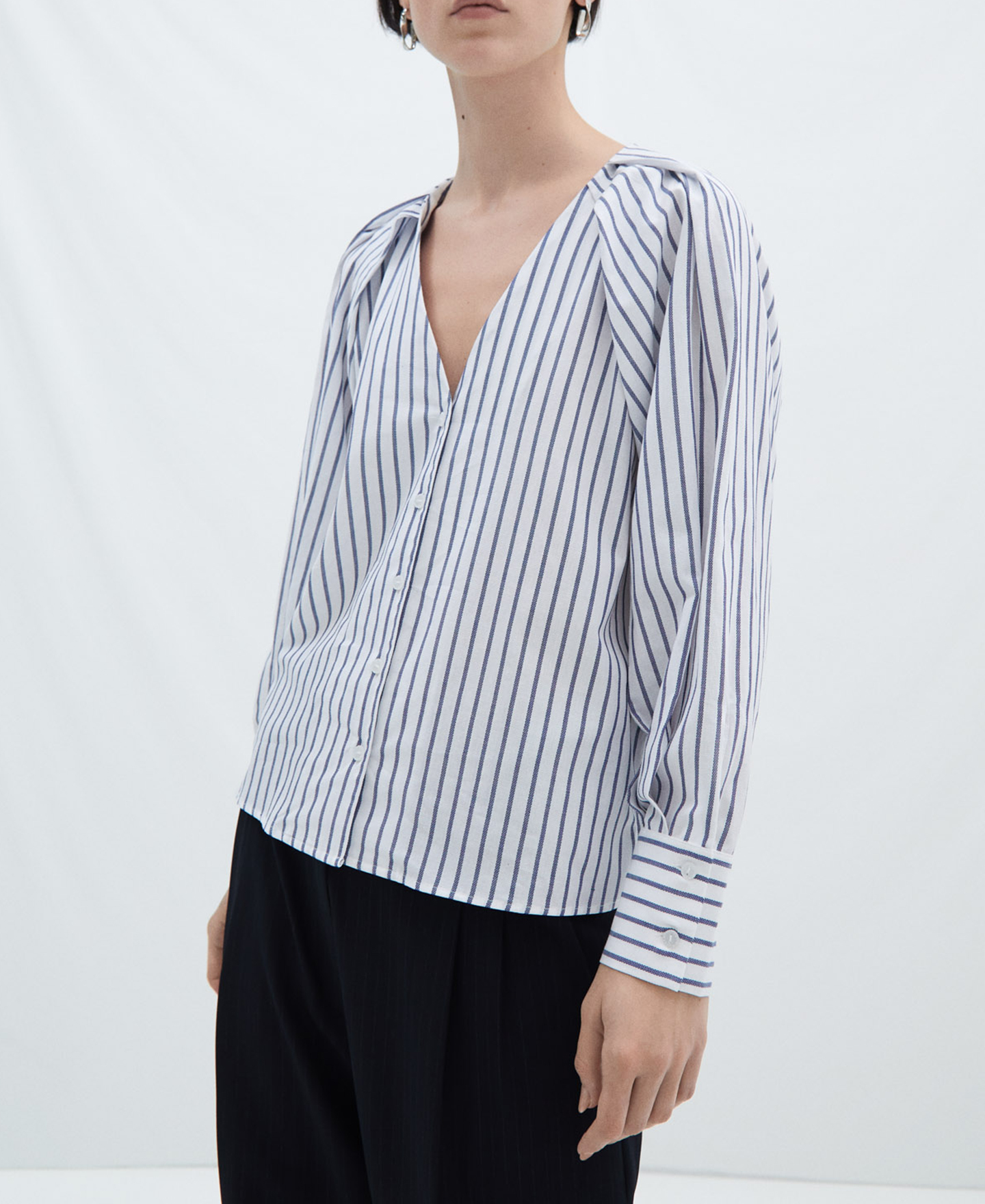 Striped shirt with wide sleeves image number 0