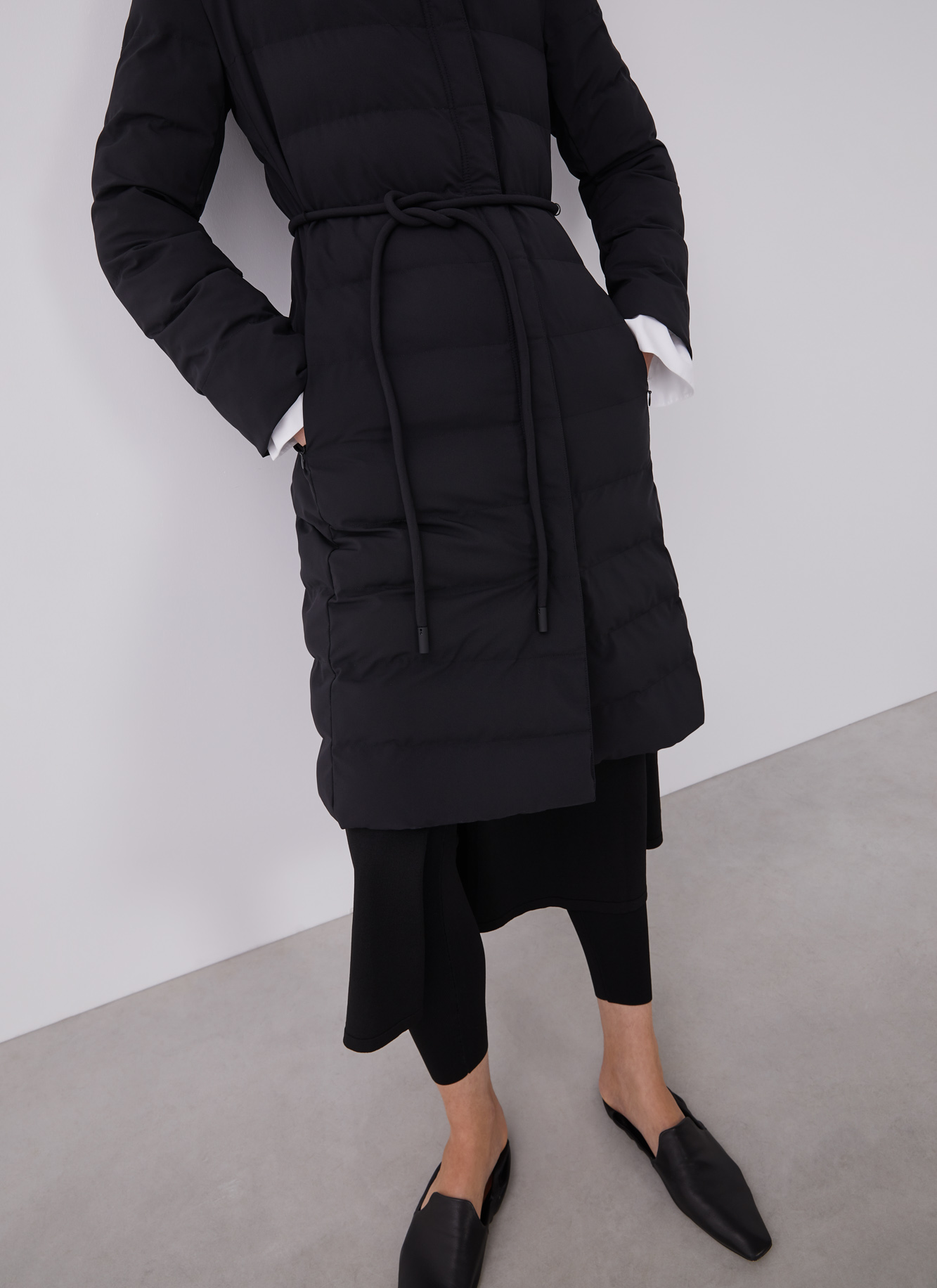 Puffer coat with high collar image number 3