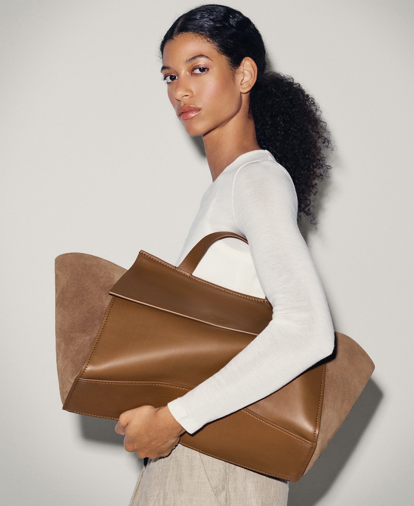 Zenit Lab (02) leather maxi bag image number 4