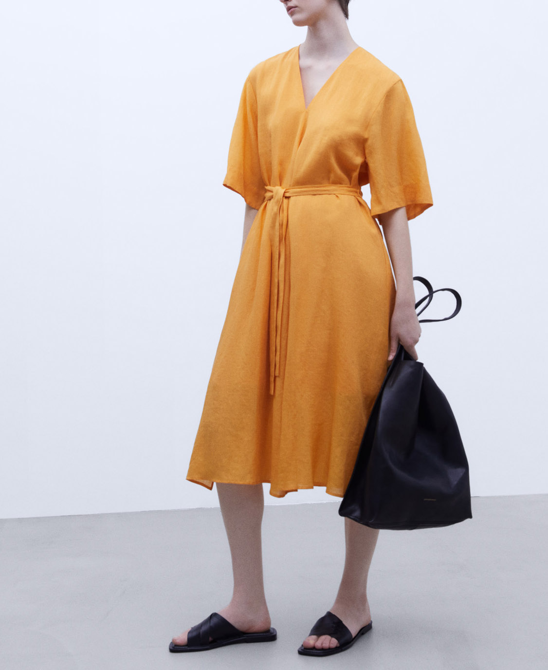 Vestido túnica en ramio y lyocell image number 0