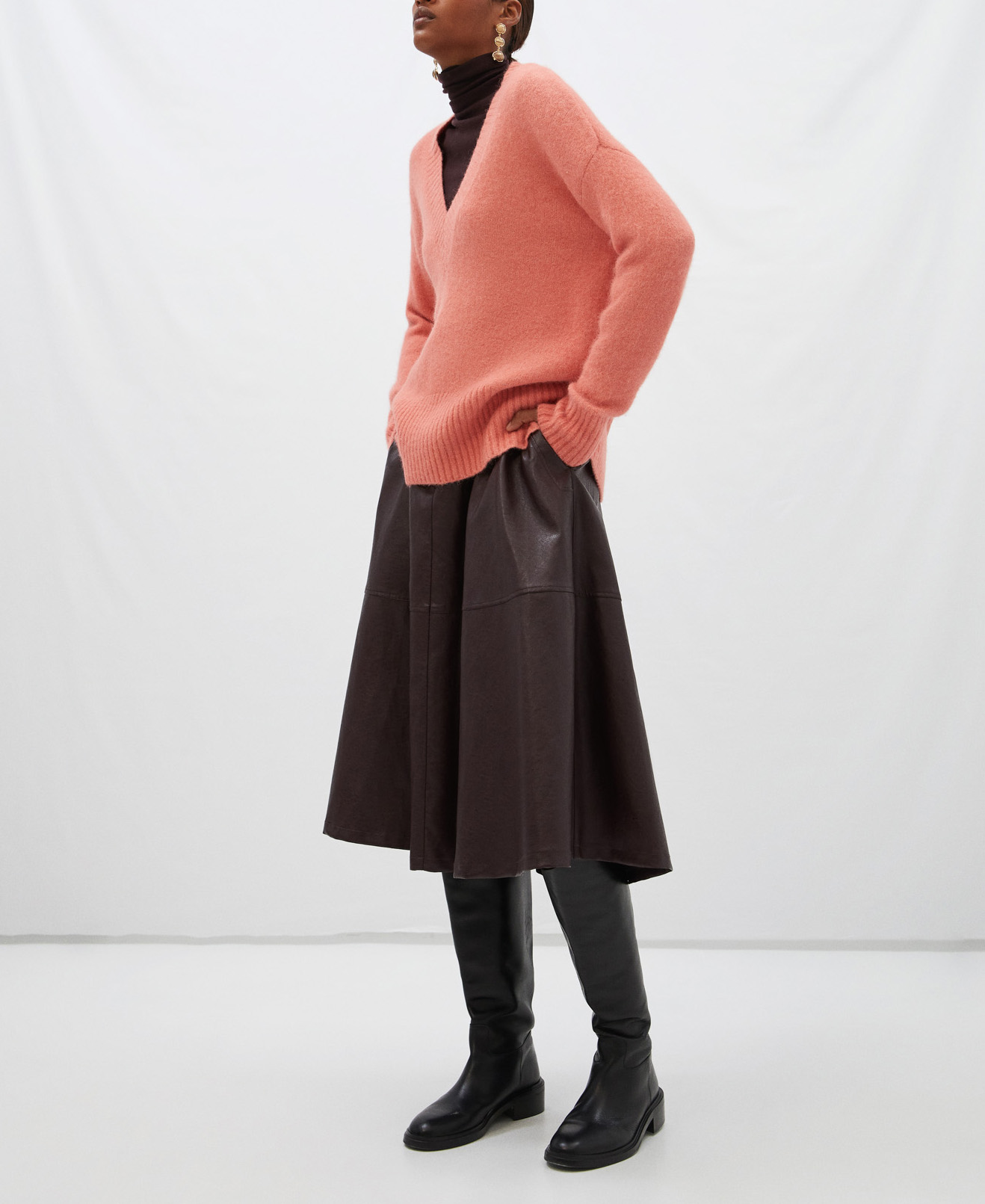 Wide midi length skirt image number 1