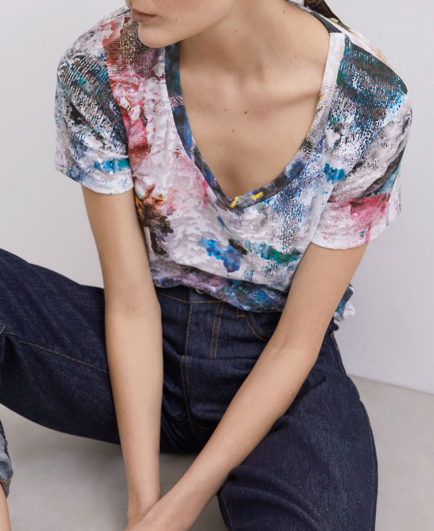 Round neck printed t-shirt image number 0