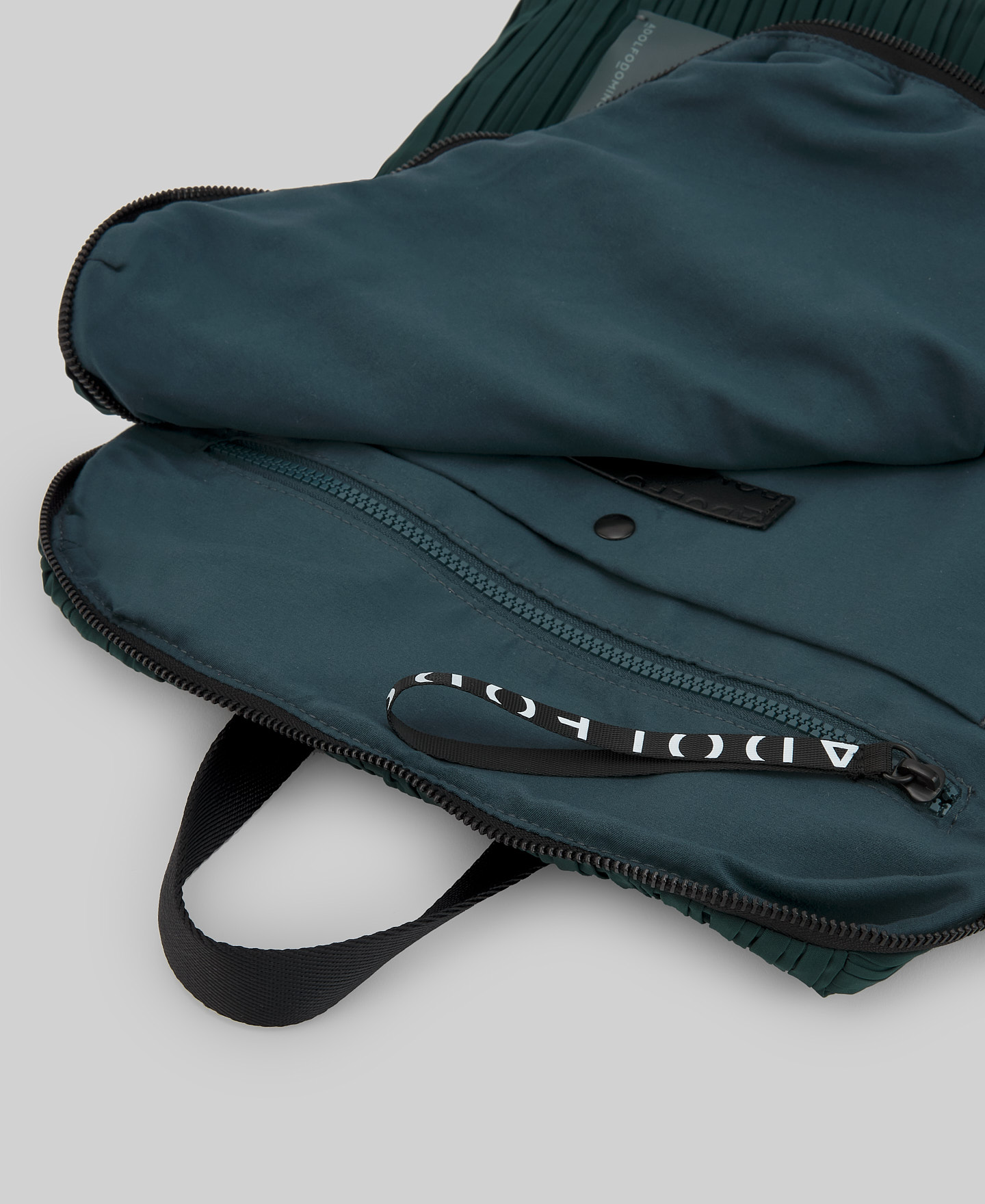 Mochila crinkle mujer image number 3