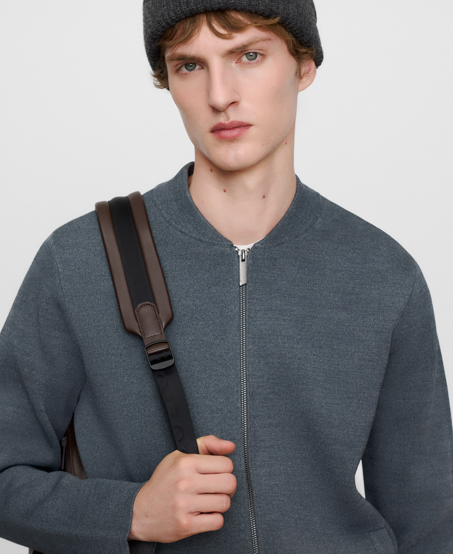 Knit bomber jacket image number 3