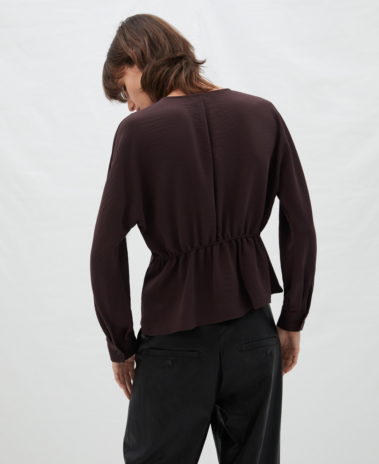V-neck pleated blouse image number 2