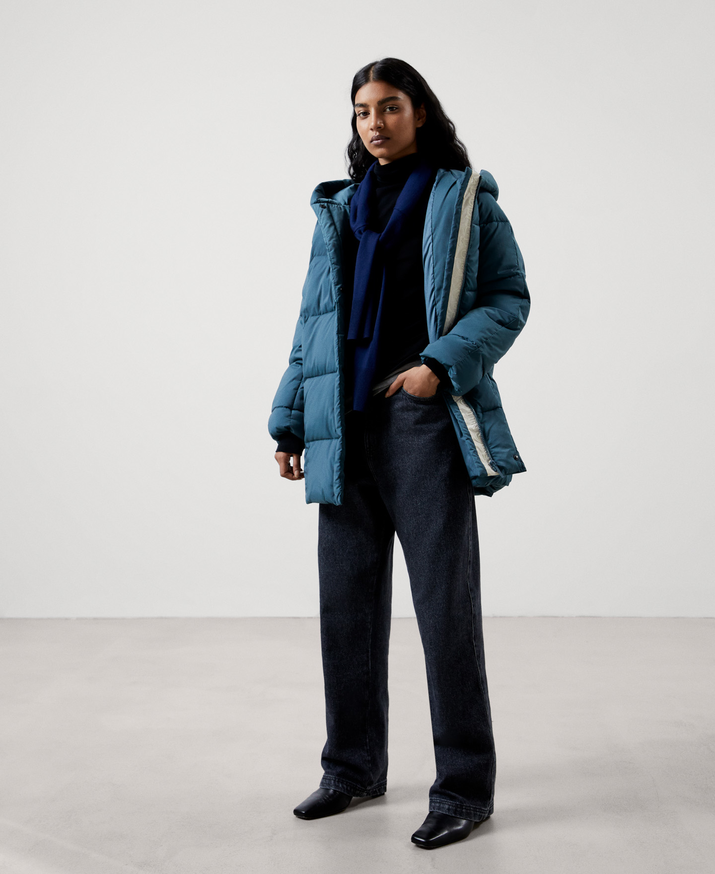 Recycled polyester padded jacket image number 1