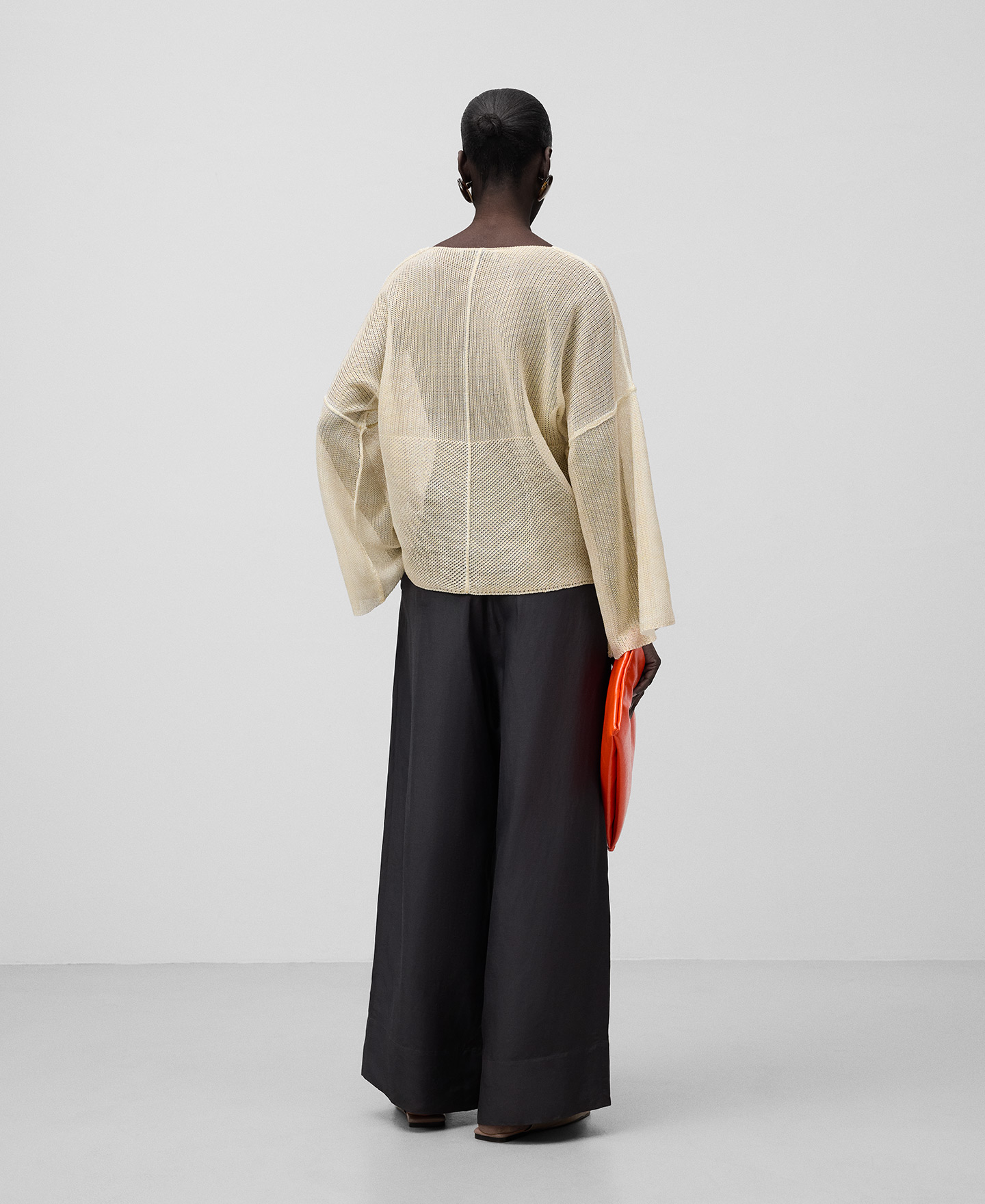 Jersey cuello pico punto malla mujer image number 2