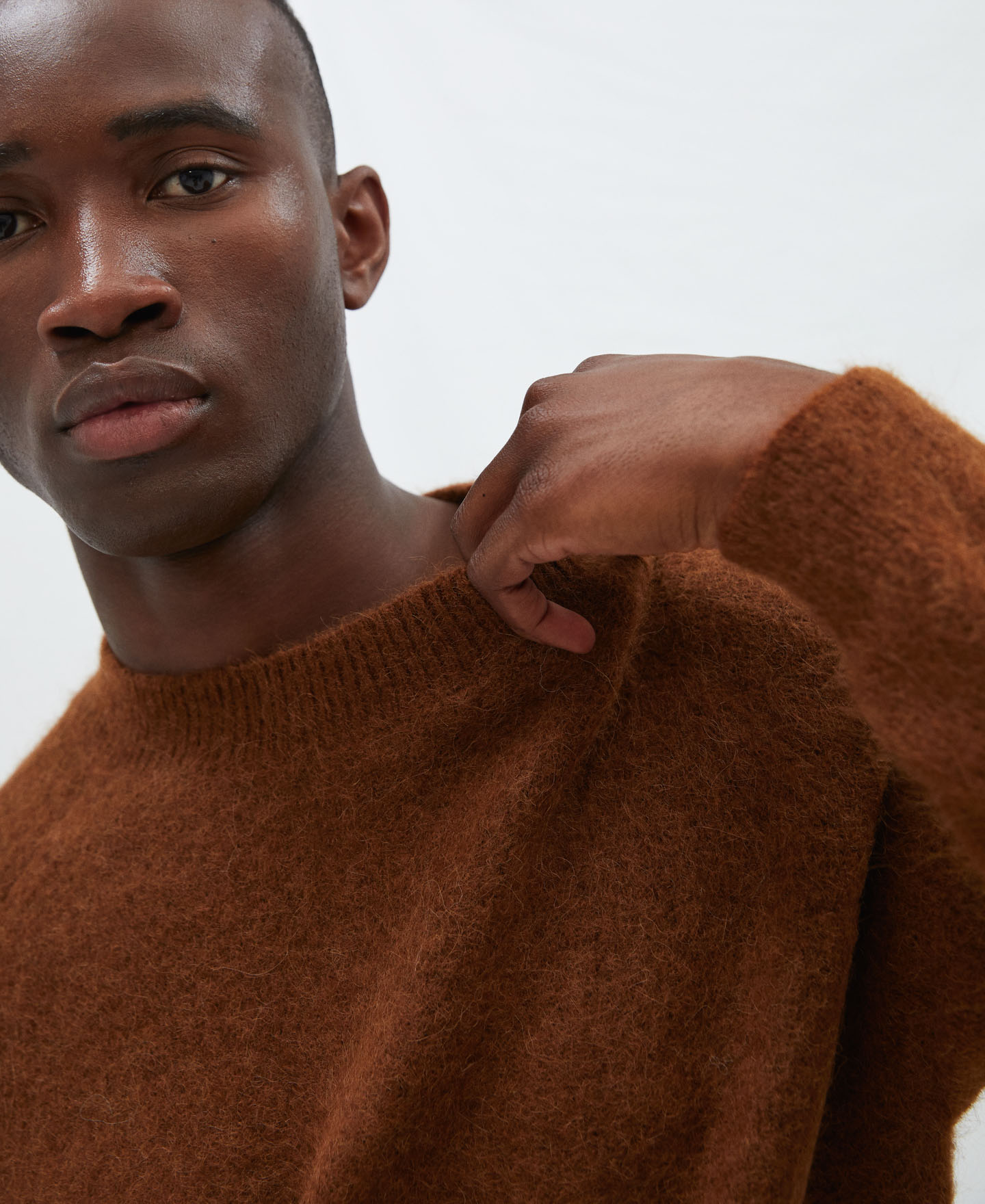 Crew neck sweater with raglan sleeves image number 3