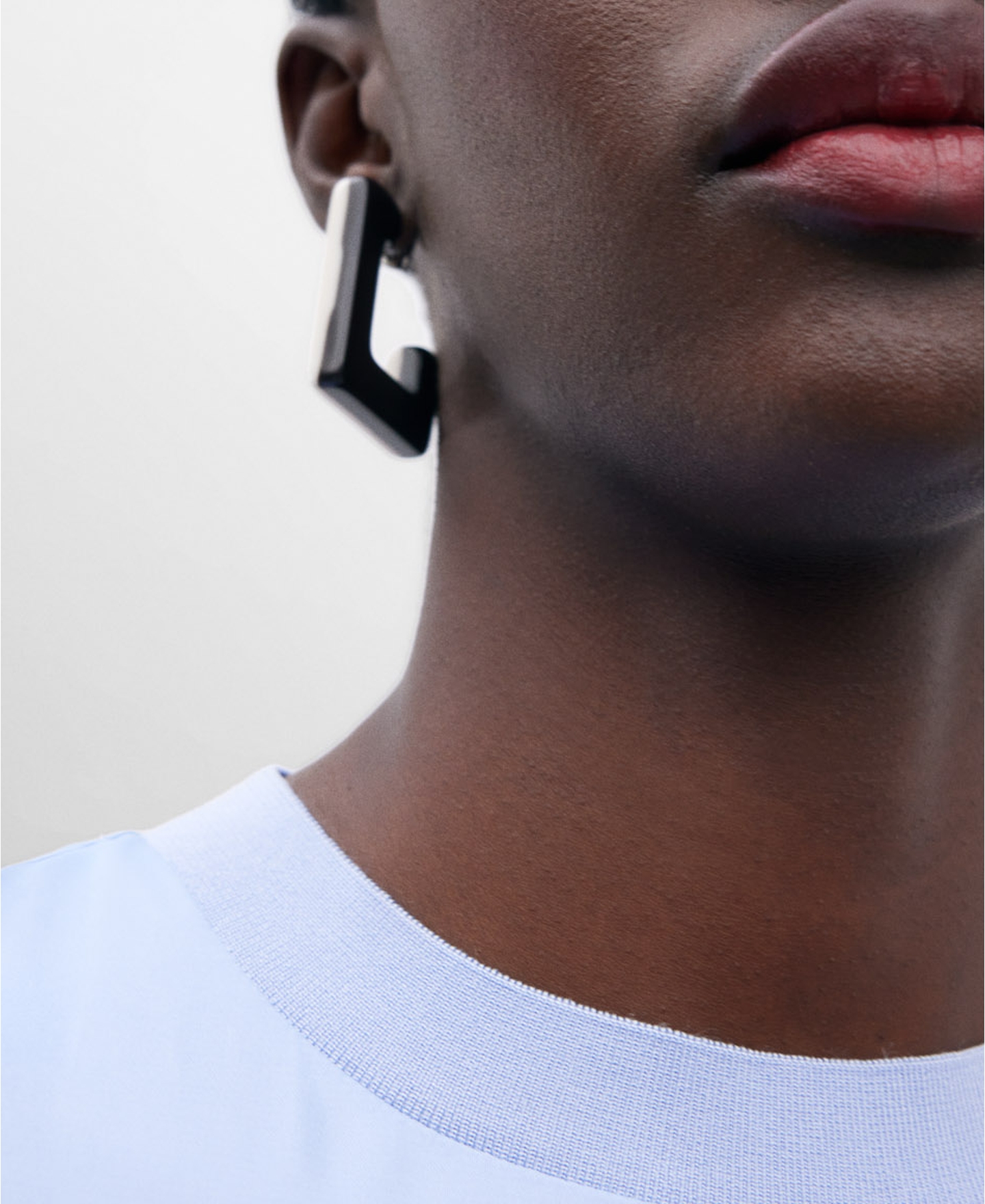 Camiseta manga japonesa para mujer image number 3