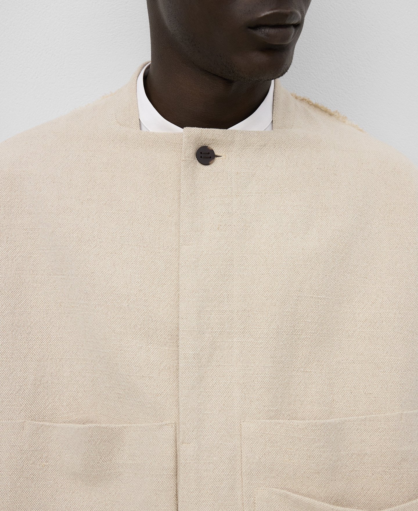 Chaqueta desestructurada con lino hombre image number 3