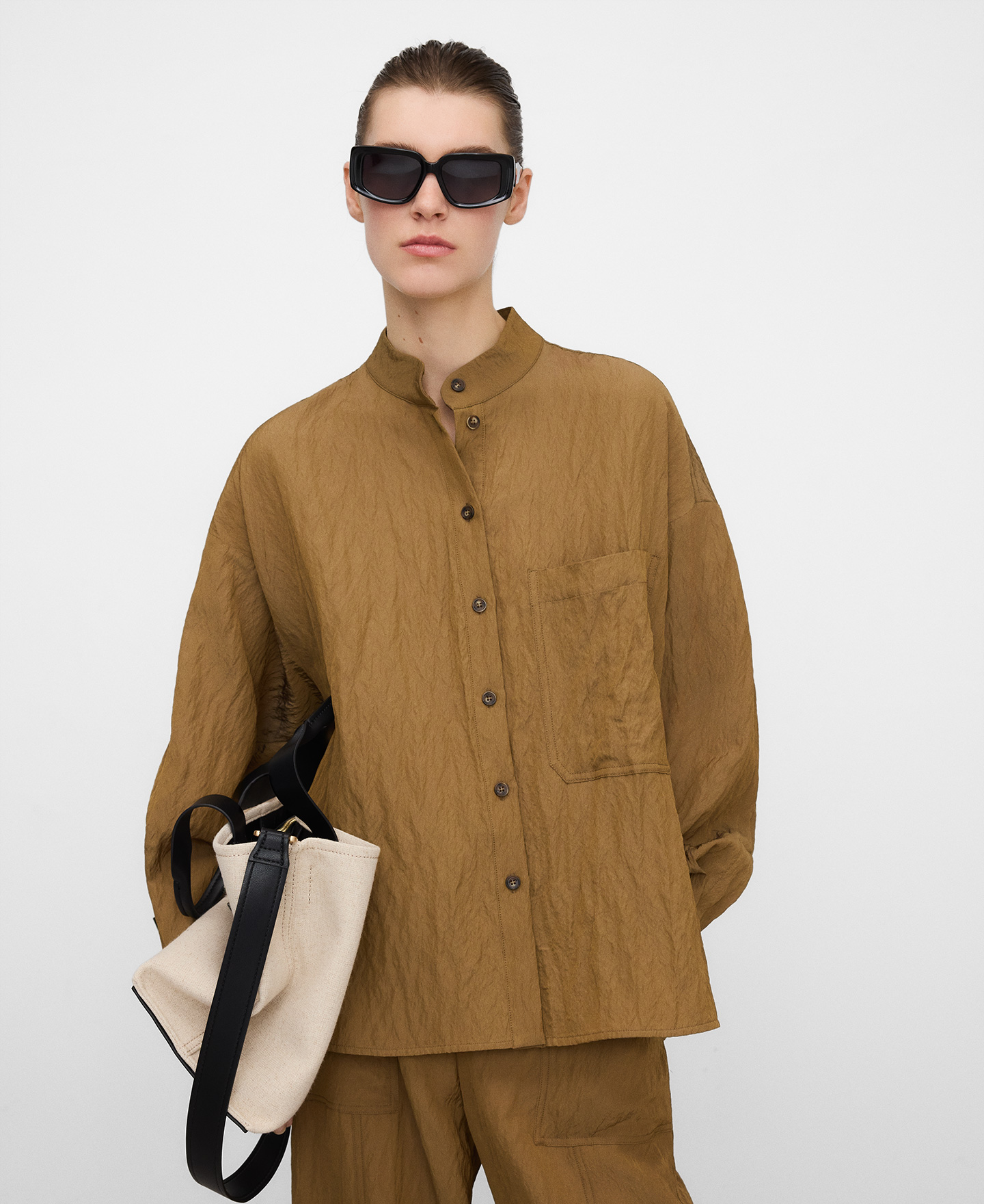 Mandarin collar wrinkled shirt image number 0