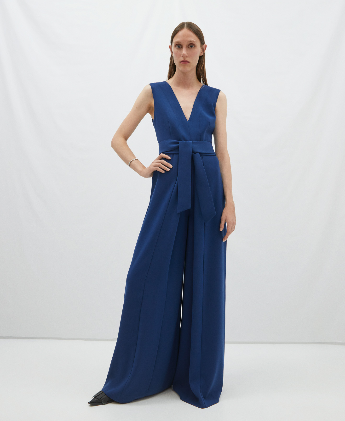 V-neck long jumpsuit image number 1