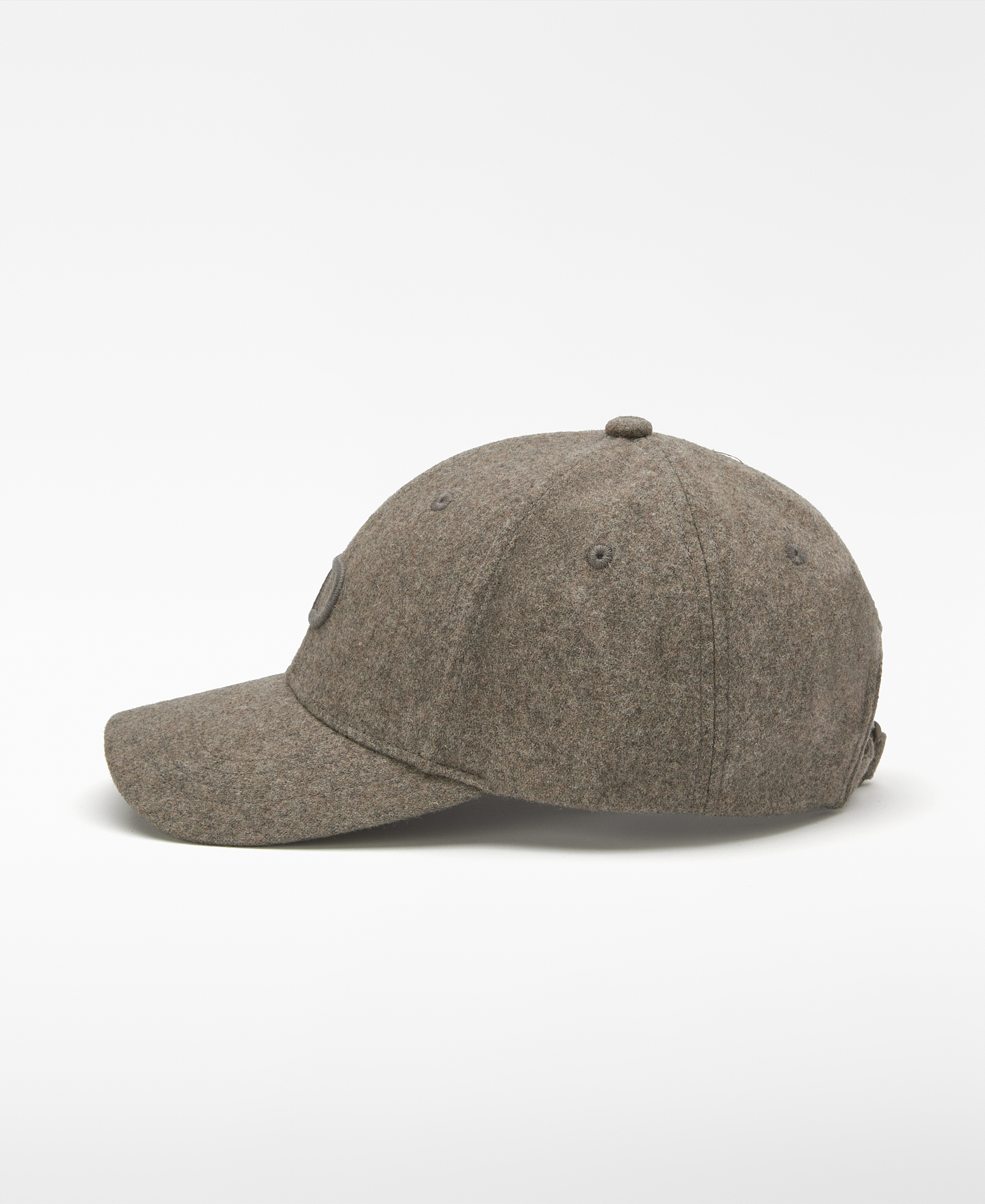 Gorra logo bordado con lana image number 1