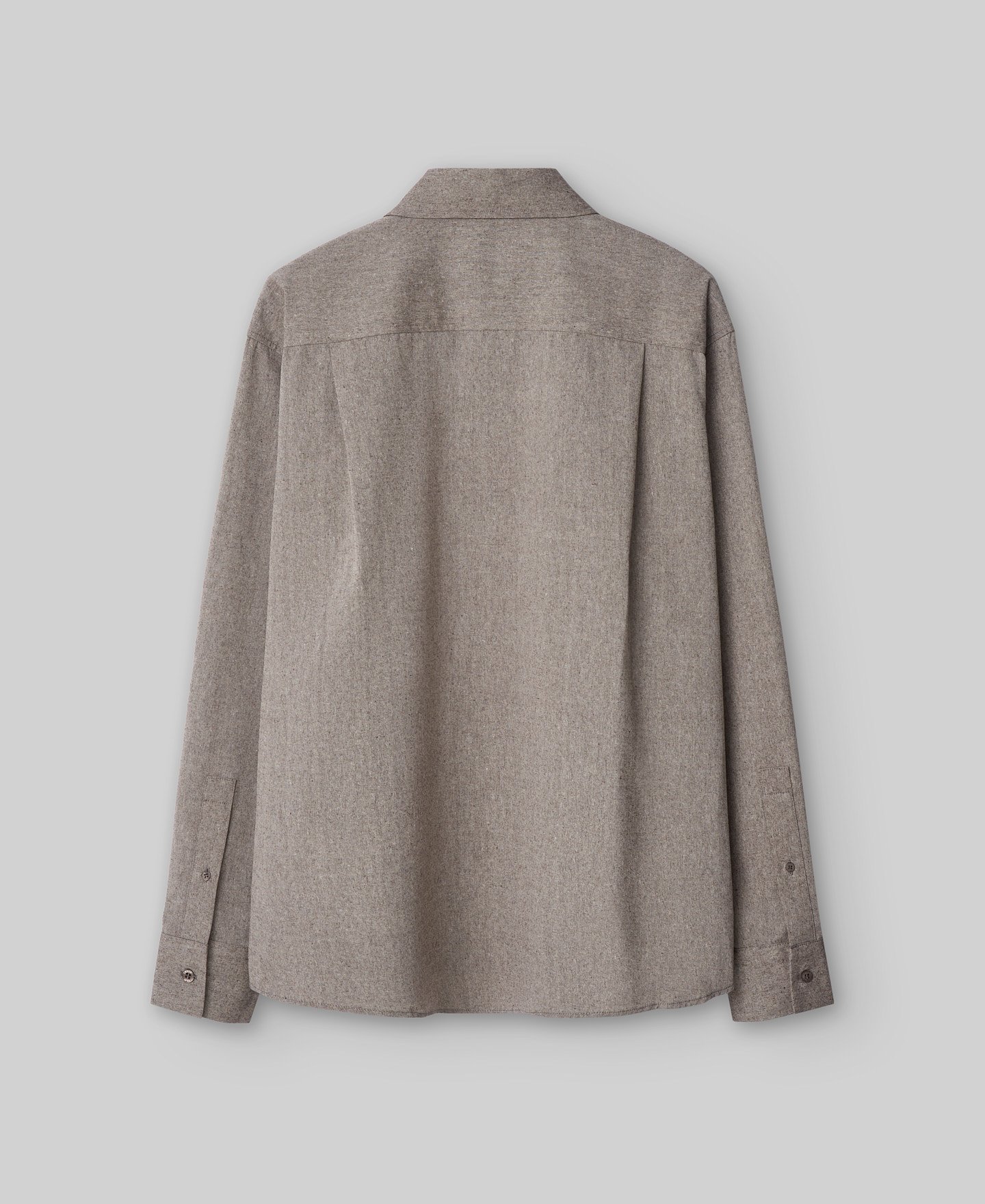 Asymmetrical buttoning shirt man image number 5