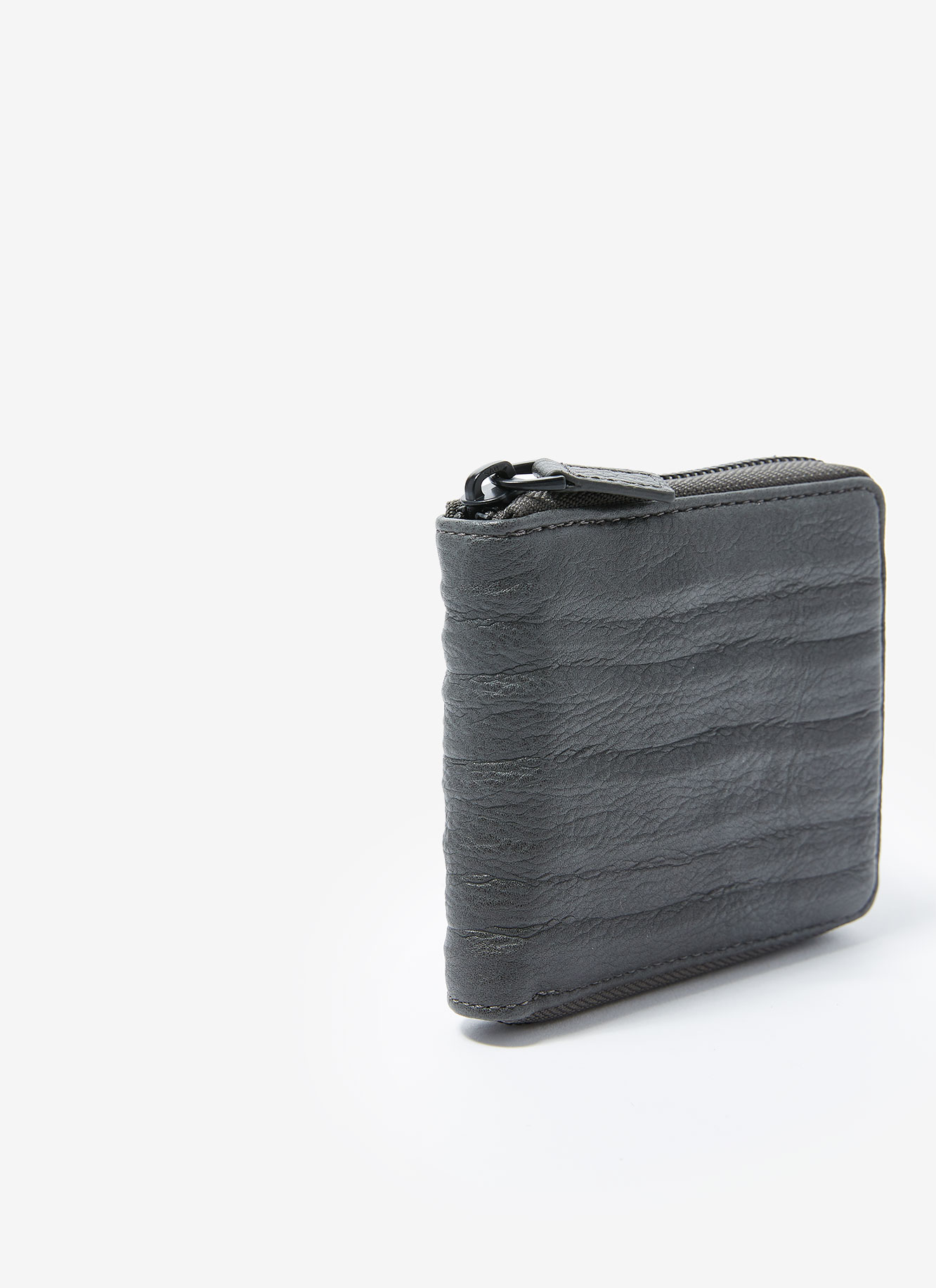 Squared wallet with crinkle finish image number 1