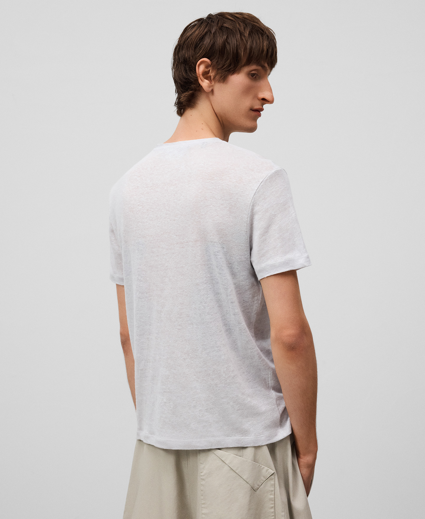 T-shirt regular fit en lin européen homme image number 2