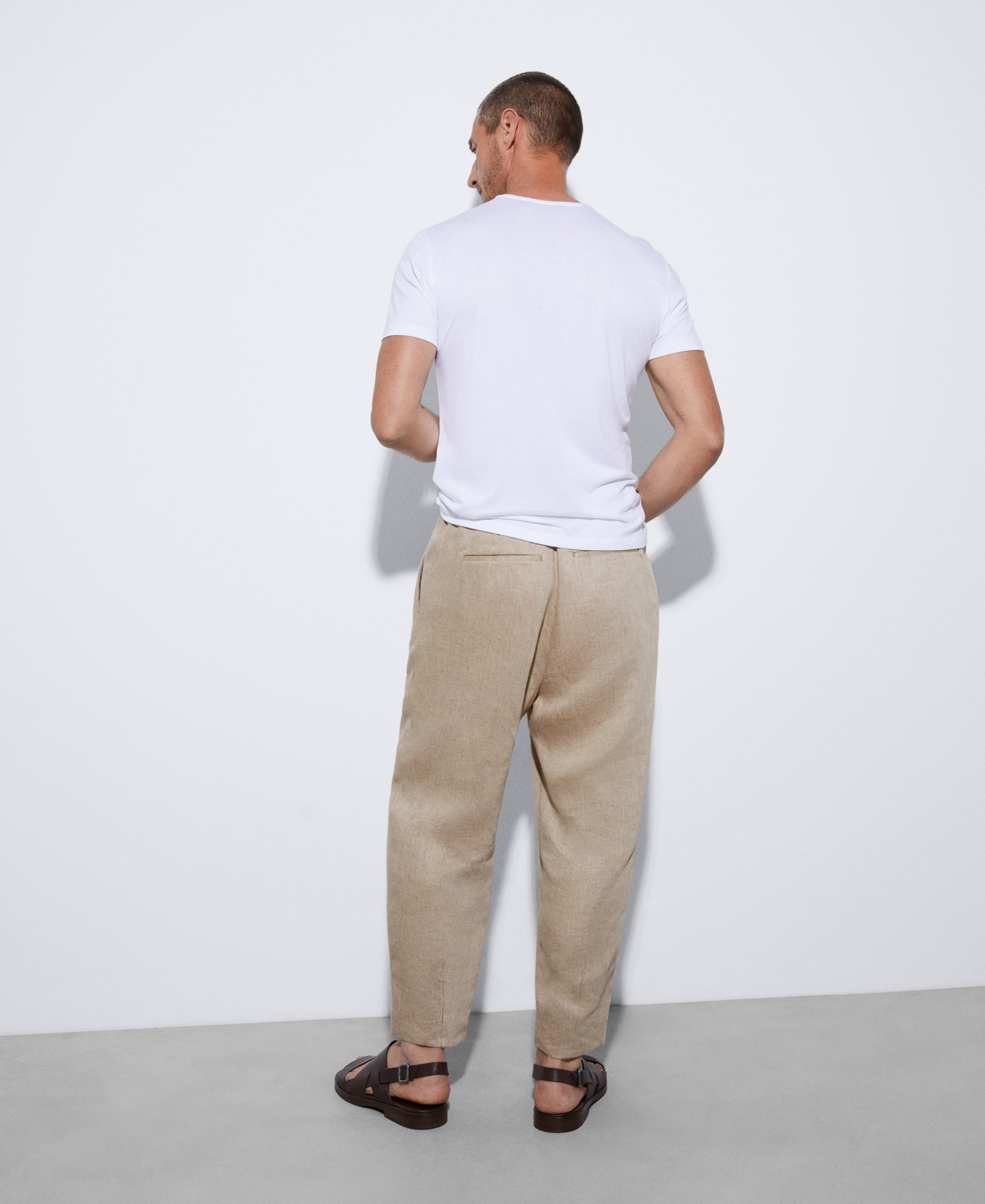 Linen jogger pants image number 2