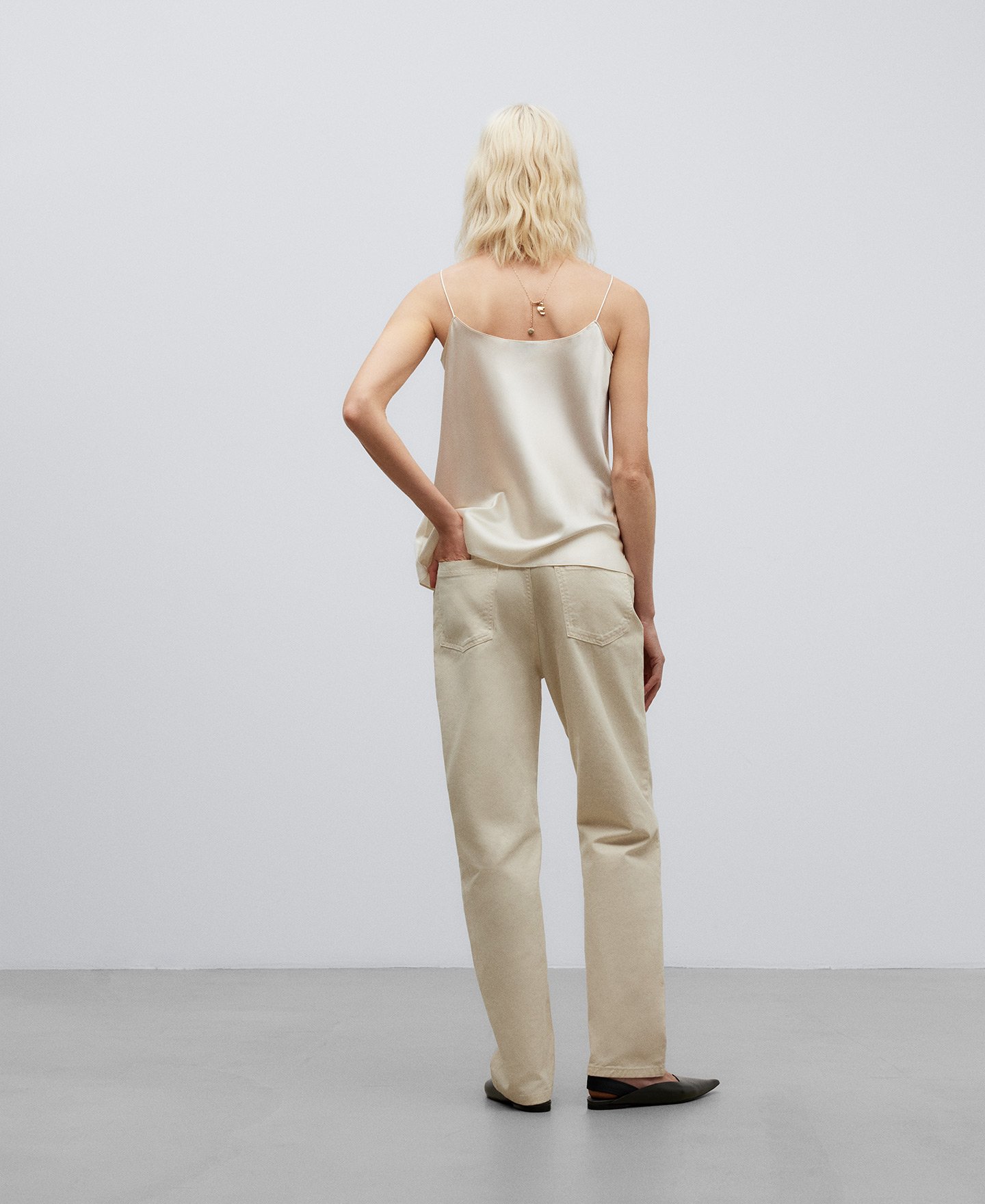 Mulberry silk women's top image number 2