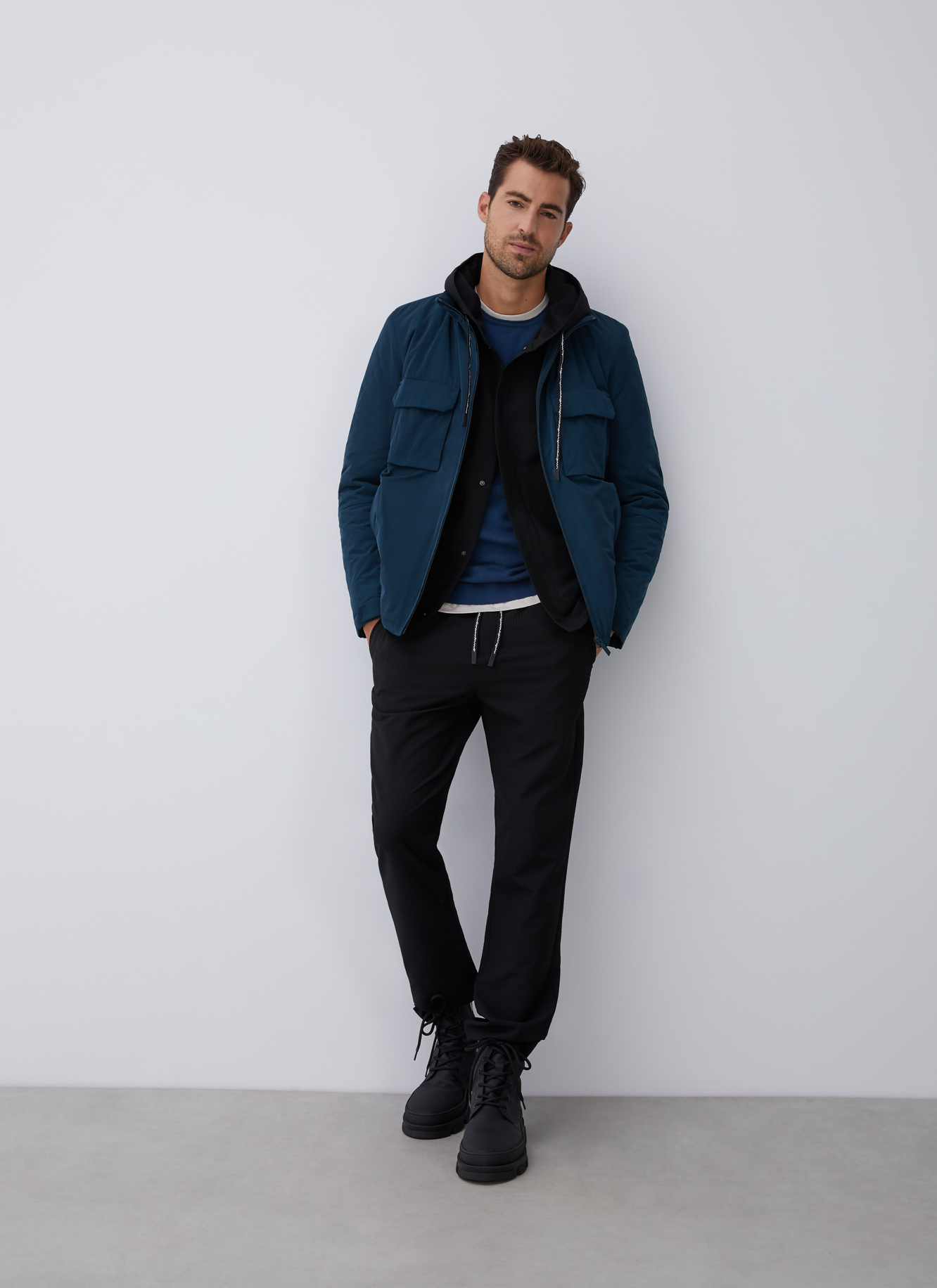 Cotton sweater with roll edge neck image number 5