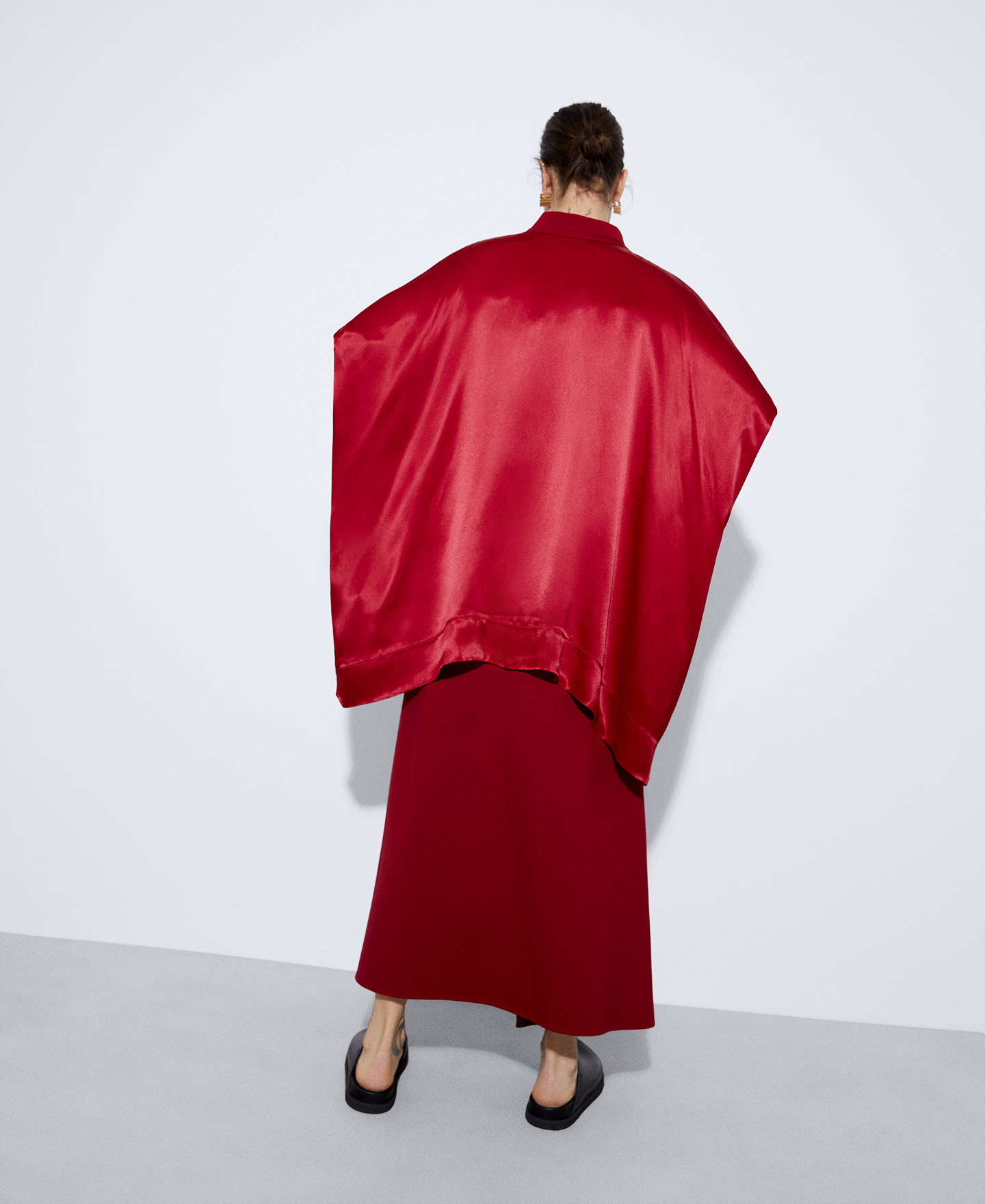 Fluid viscose blouse image number 2