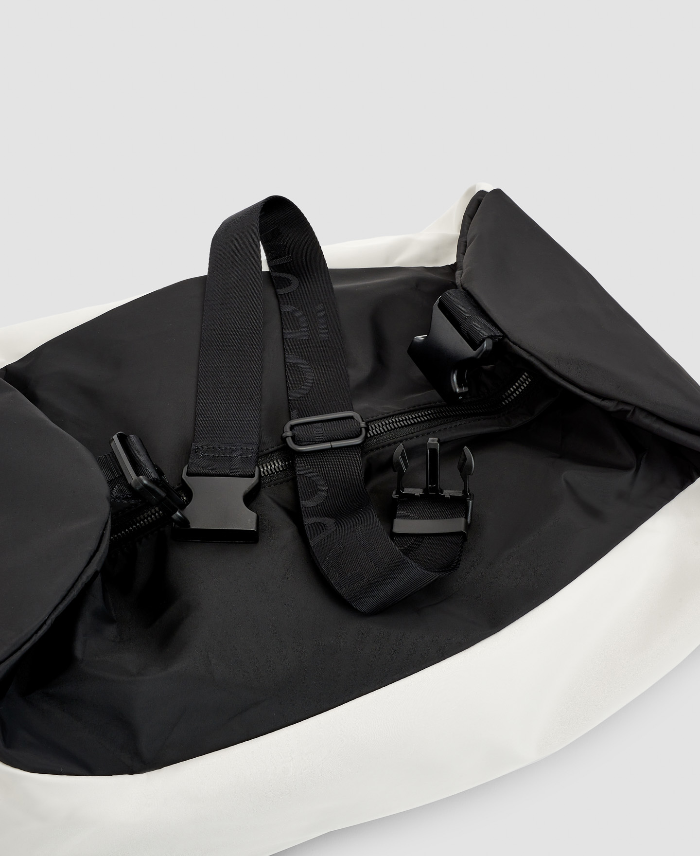 Large nylon convertible backpack image number 3