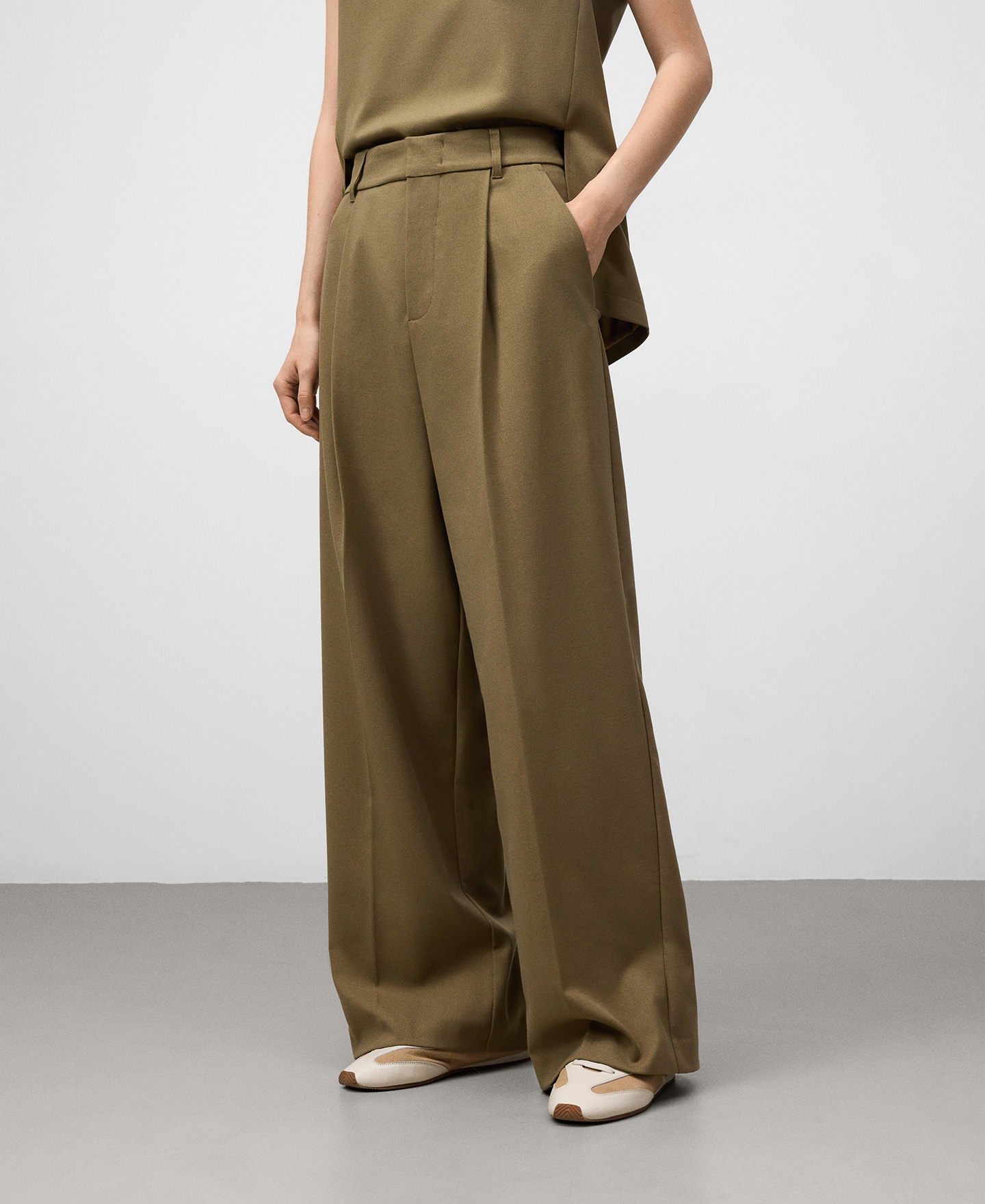 Wide-leg tailored trousers woman image number 0