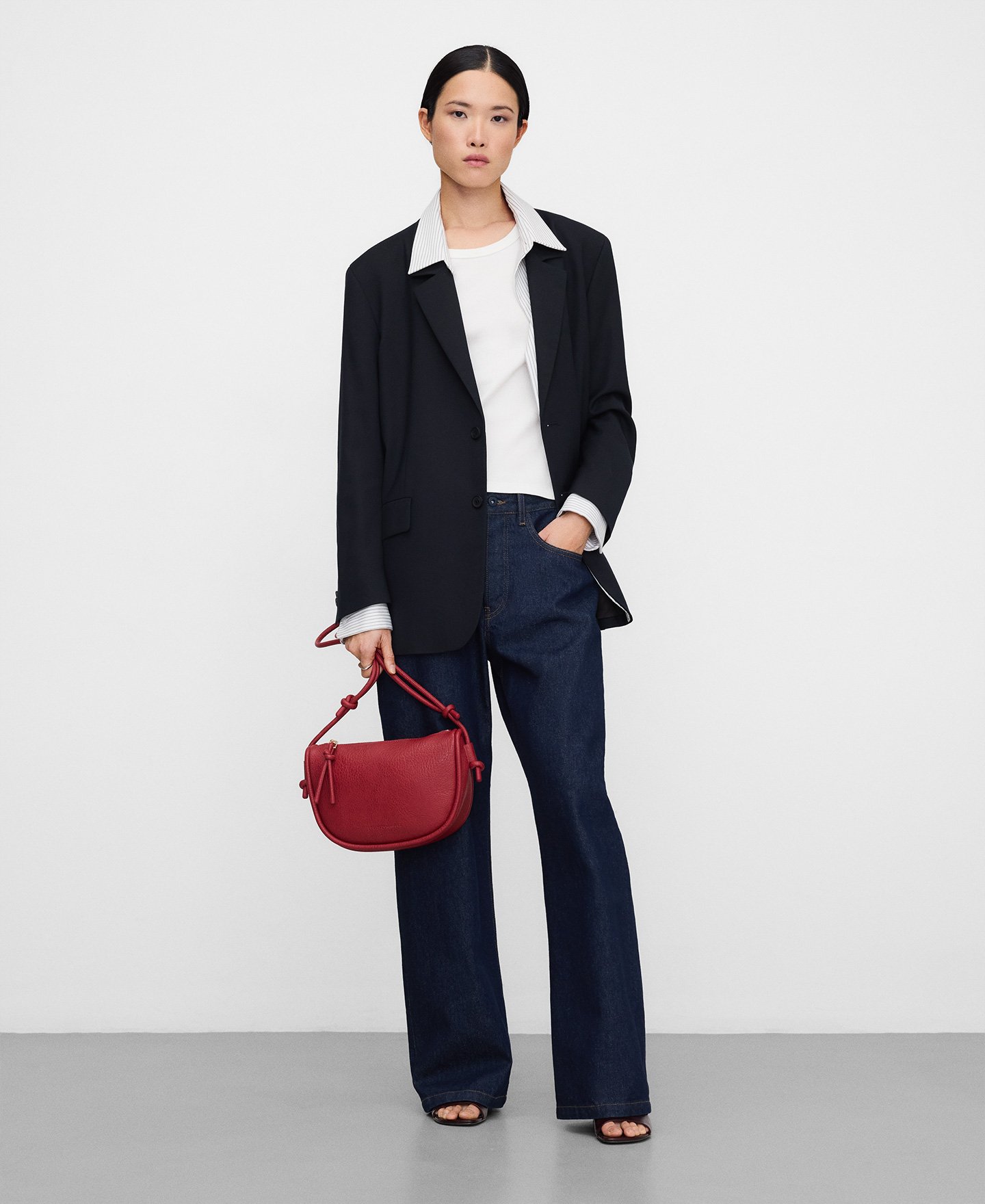 Luna medium crossbody image number 4