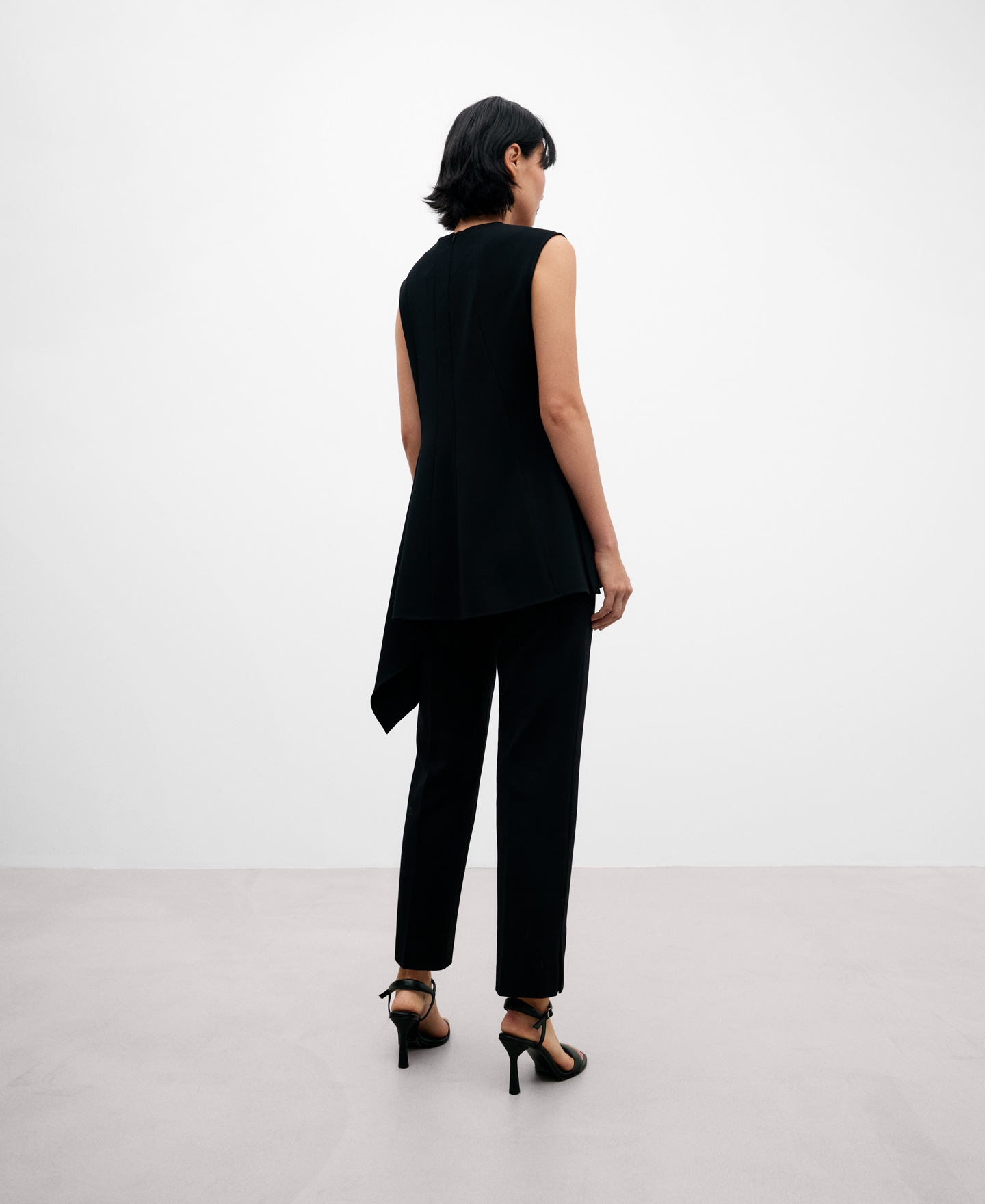 Pantalón pitillo tobillero para mujer image number 2