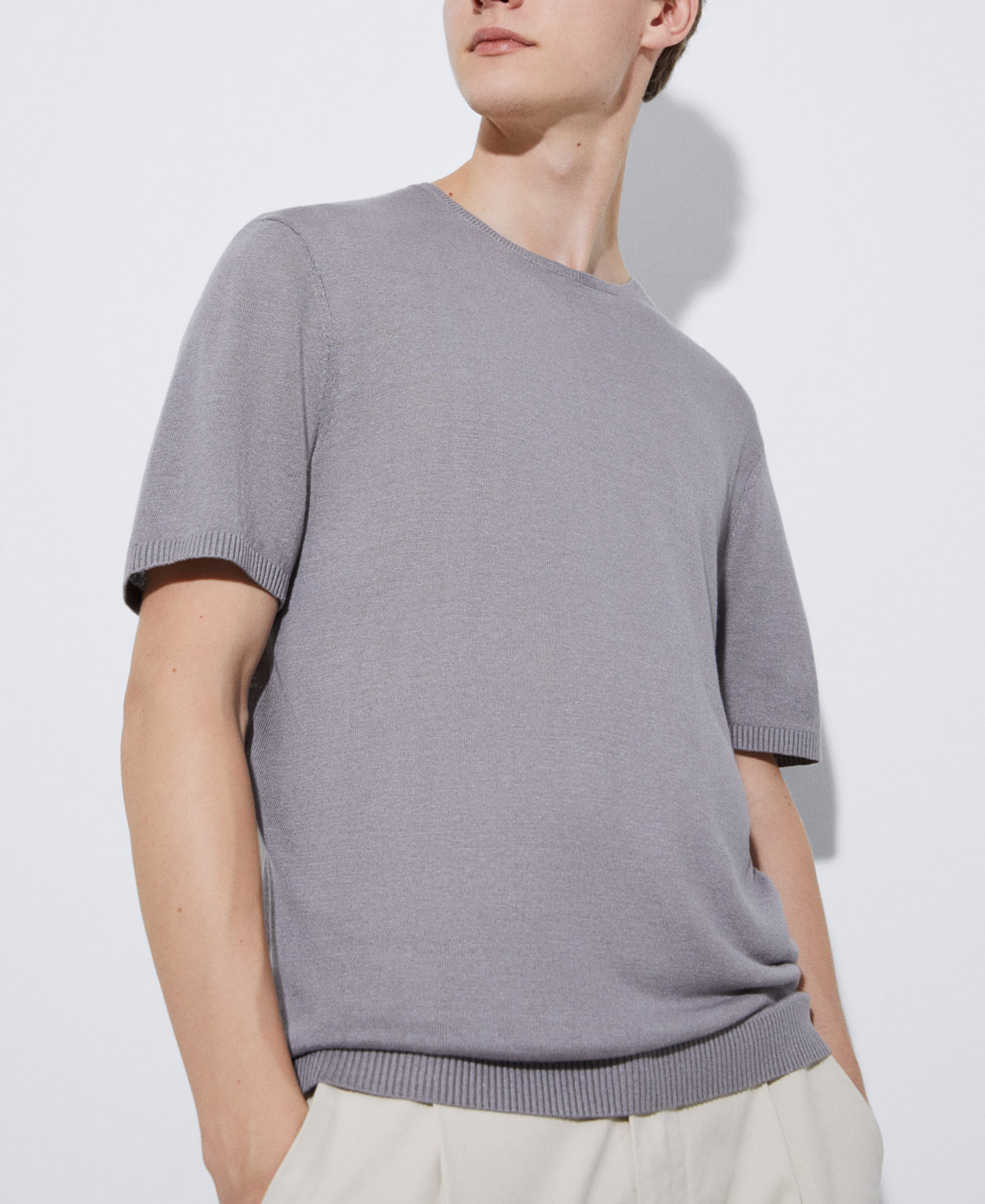 Linen knitted crew neck t-shirt image number 0