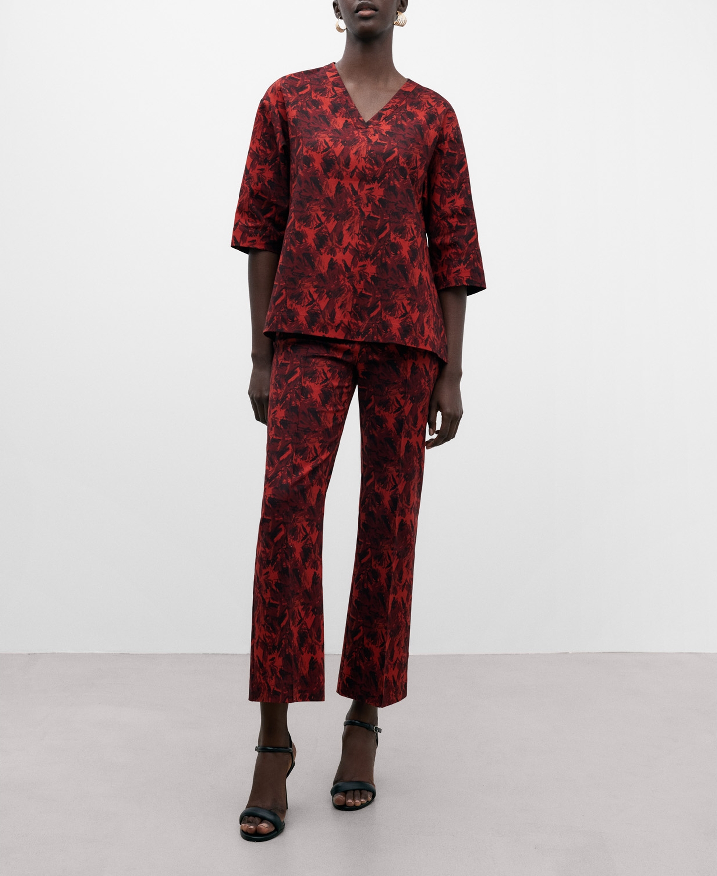 Ankle printed trousers women image number 1