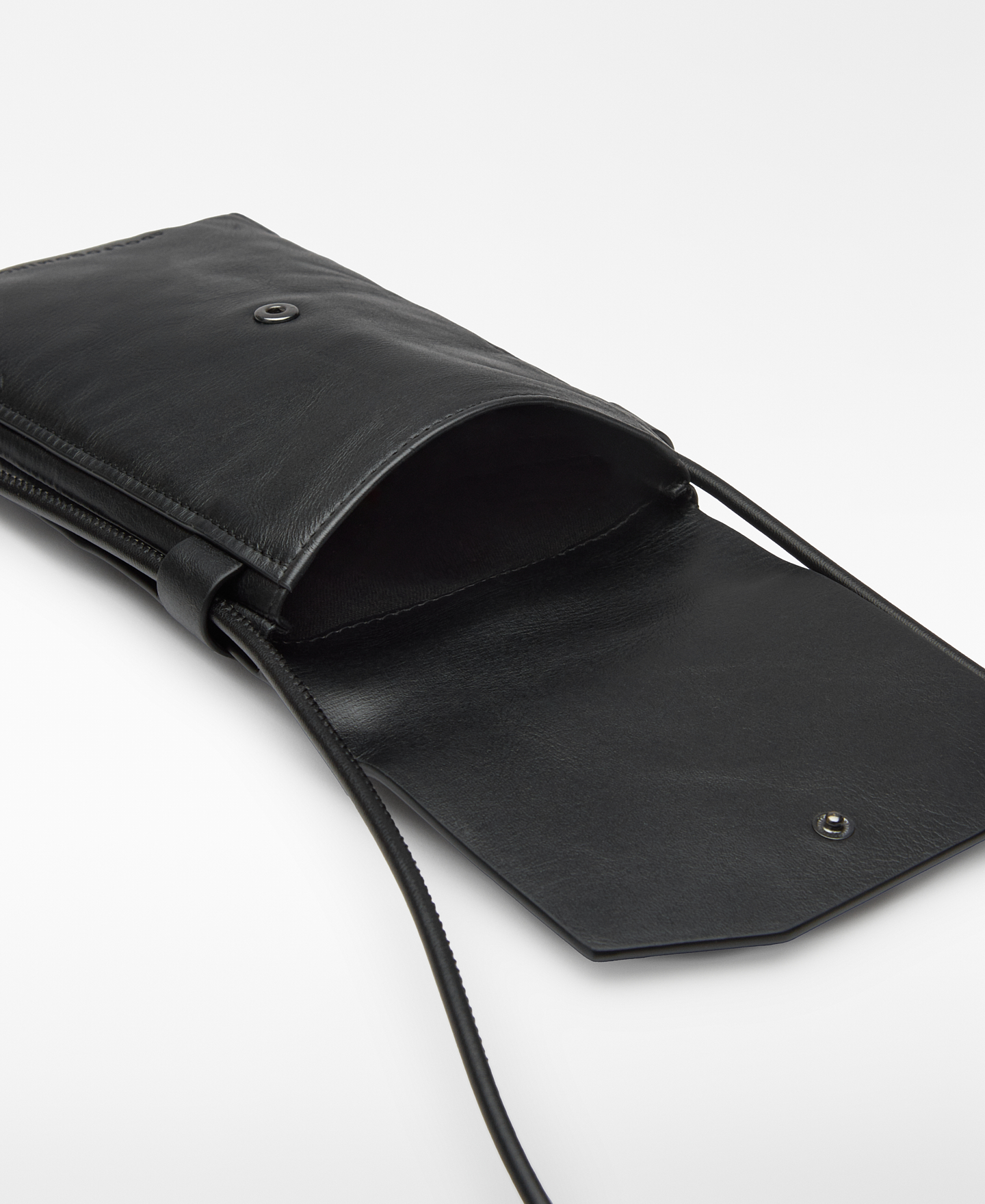 Leather mobile phone holder man image number 2