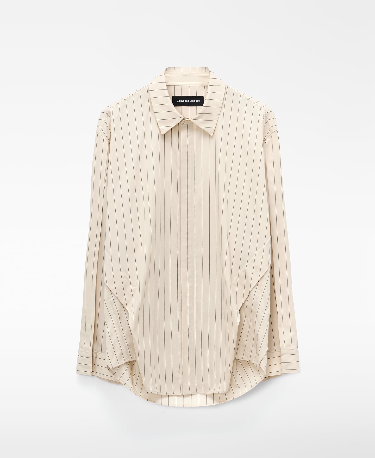 Camisa relaxed fit rayas con pliegues image number 4