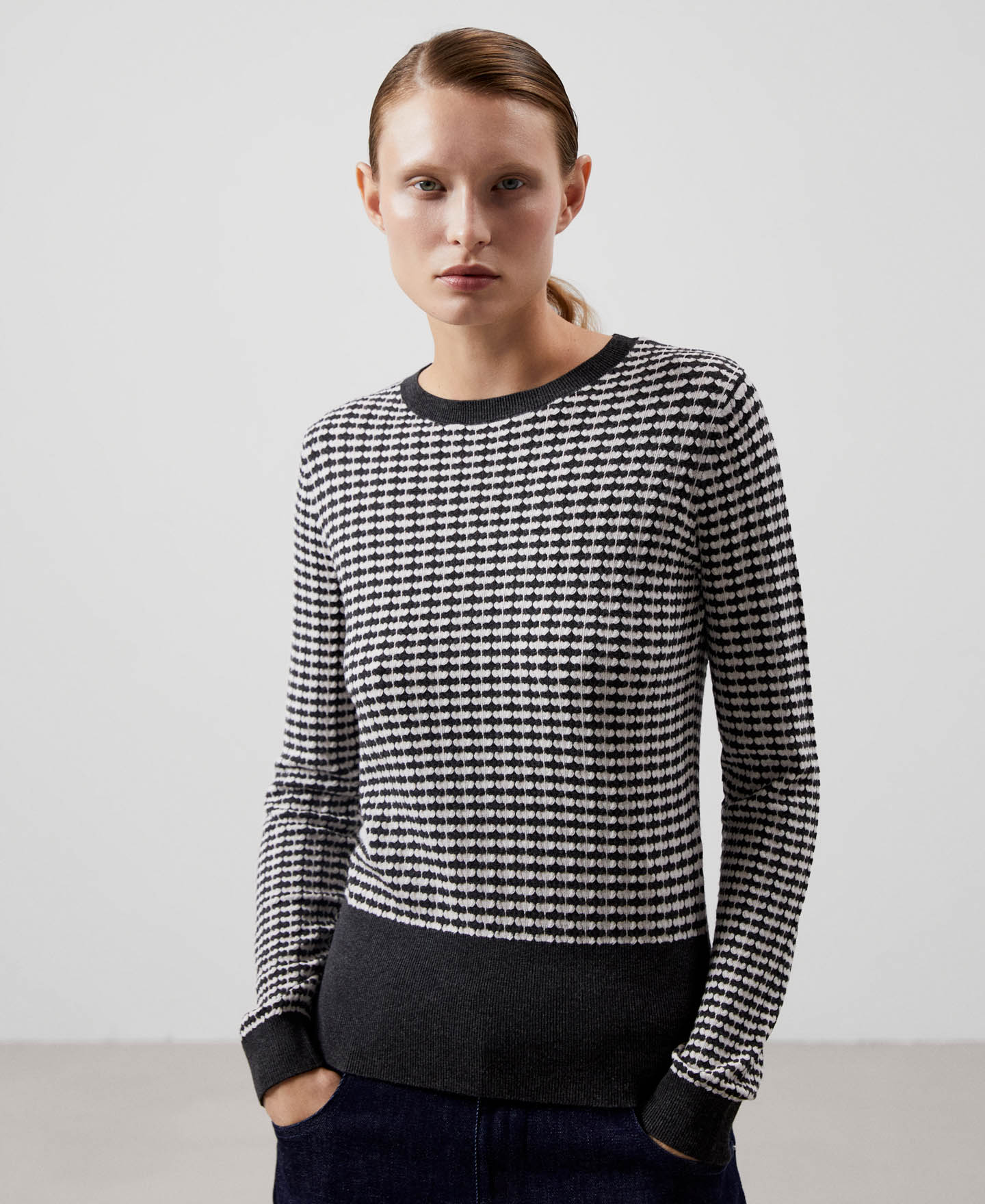 Viscose fabric round neckline sweater image number 0