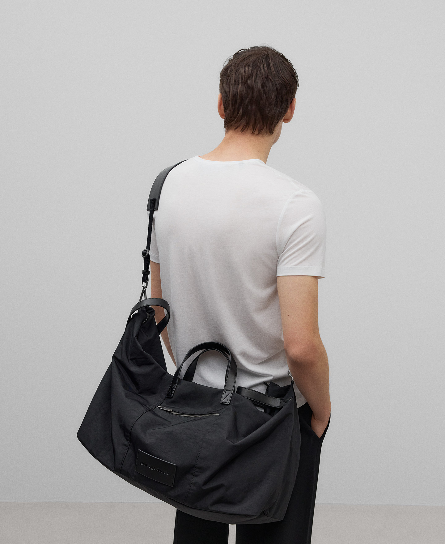 Maxi bolso de viaje negro hombre image number 5