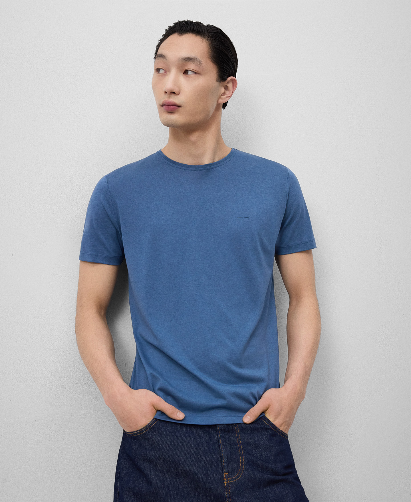 T-shirt à manches courtes de coupe régulière pour homme image number 0