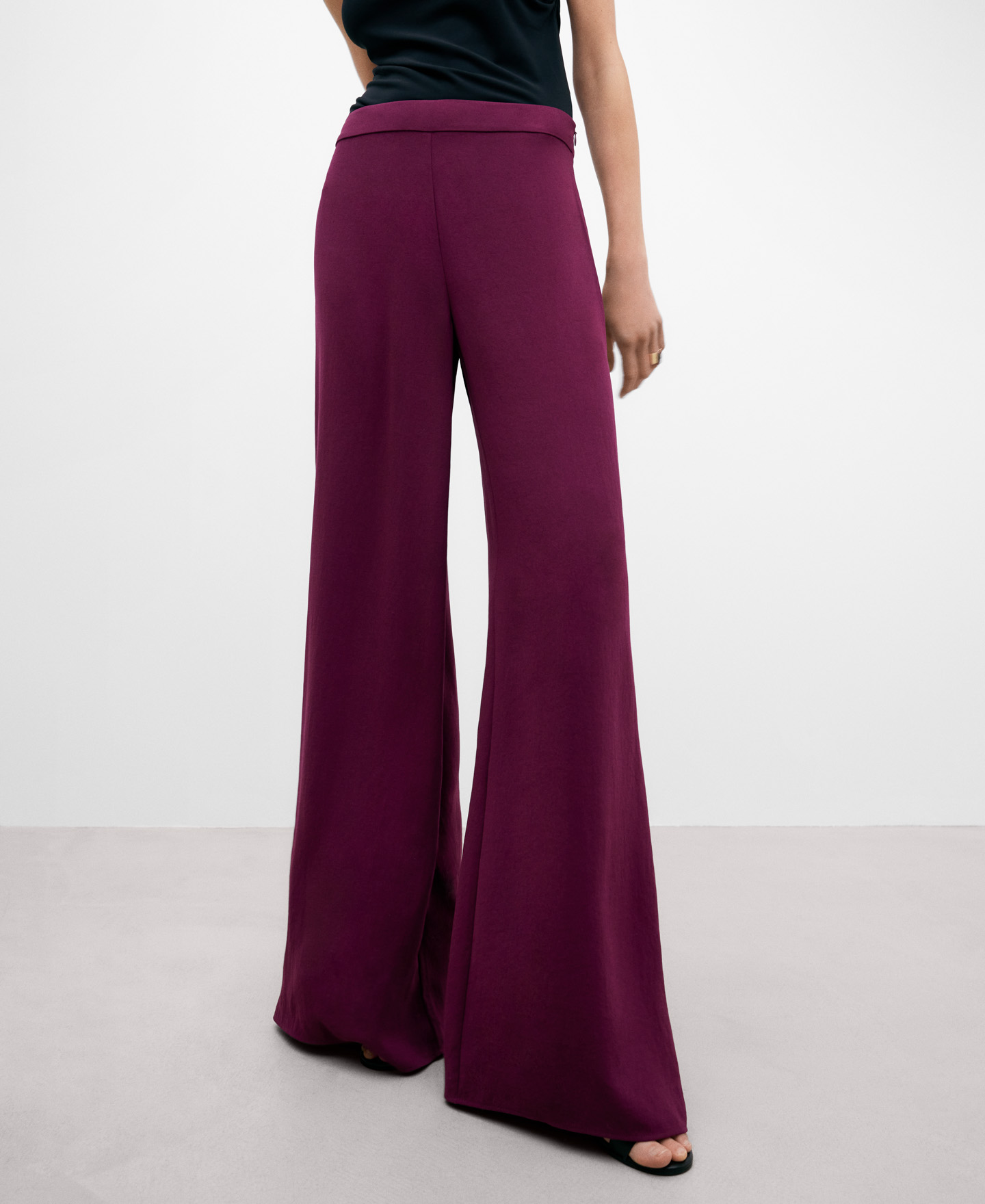 Burgundy hotsell trousers womens