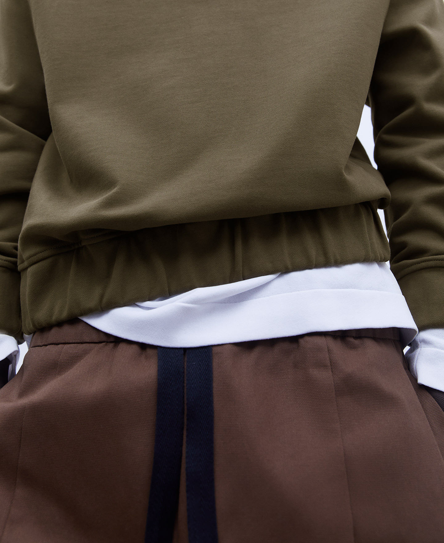 Cotton crew neck sweatshirt image number 3
