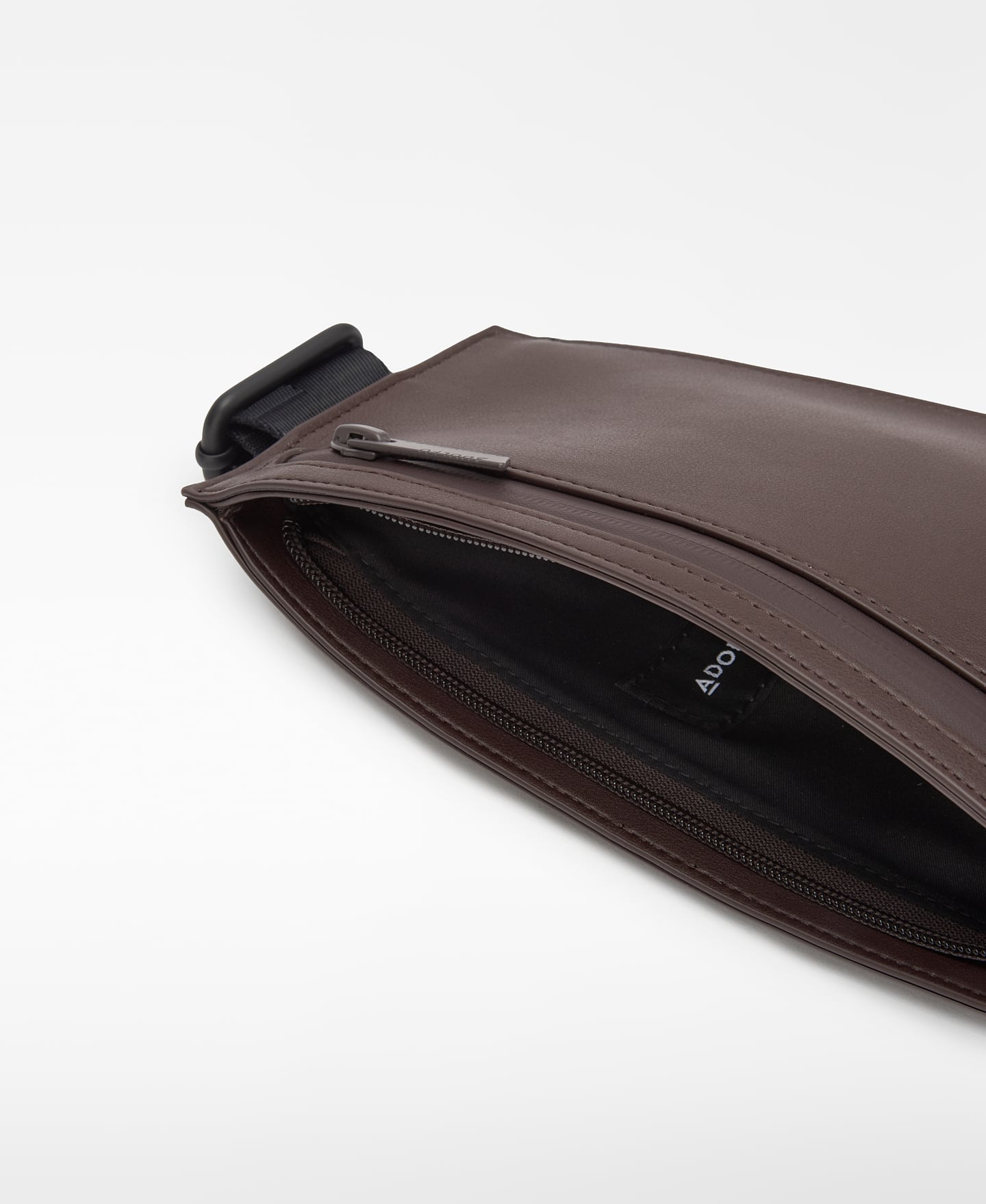 Crossbody aus Leder Nicht Leder image number 3