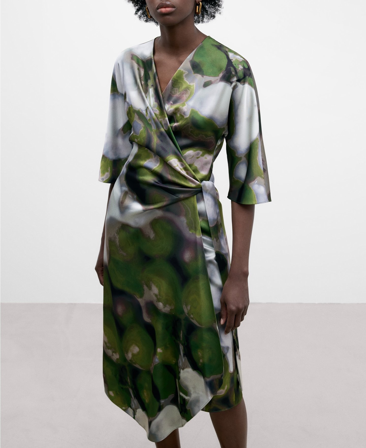 Vestido cruzado estampado image number 0