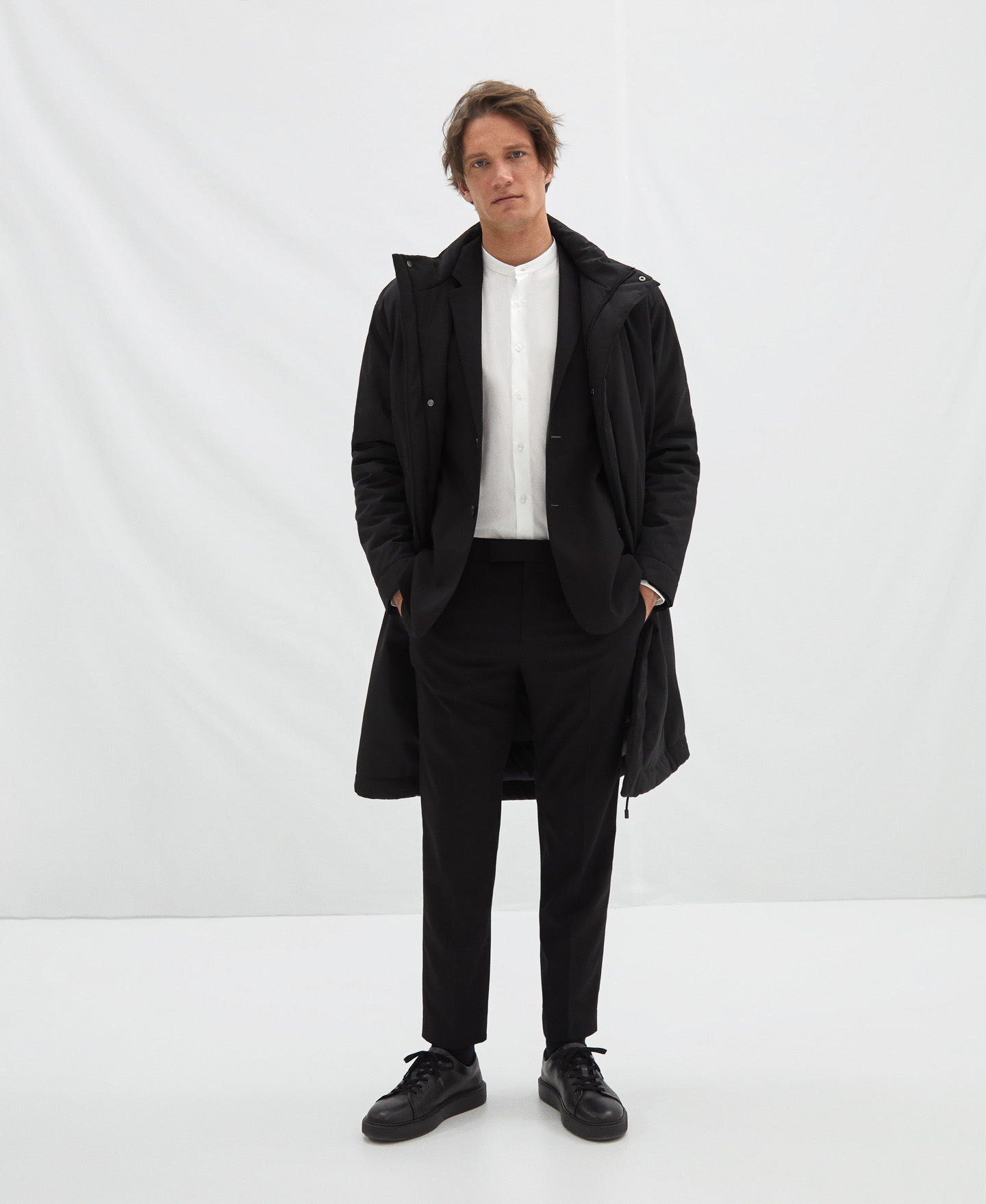Two button blazer with visible stitching image number 1