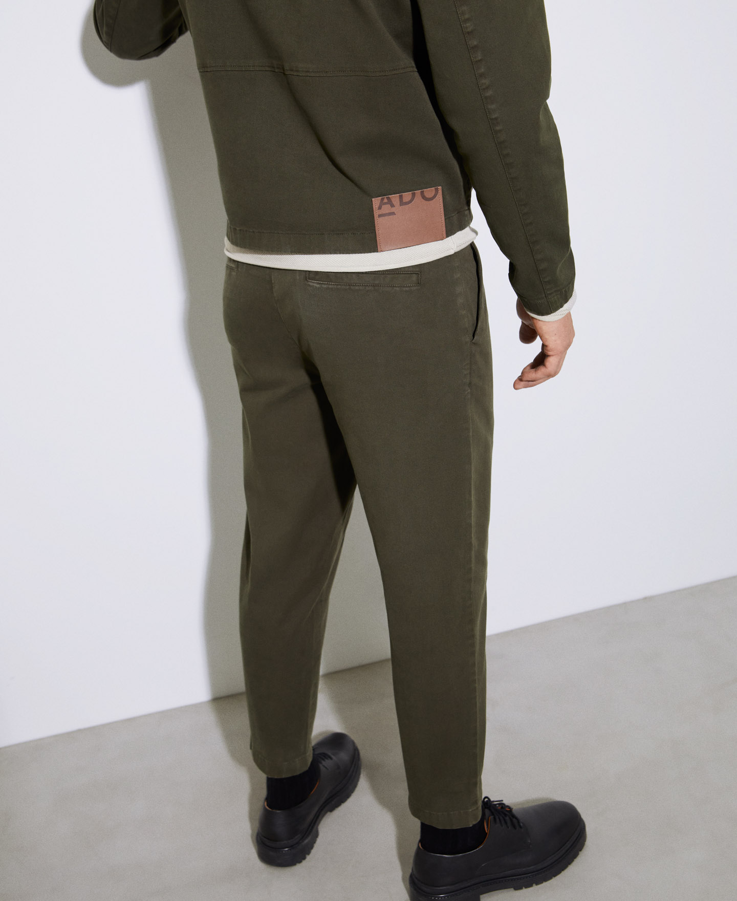 Carrot silhouette darts trousers image number 2