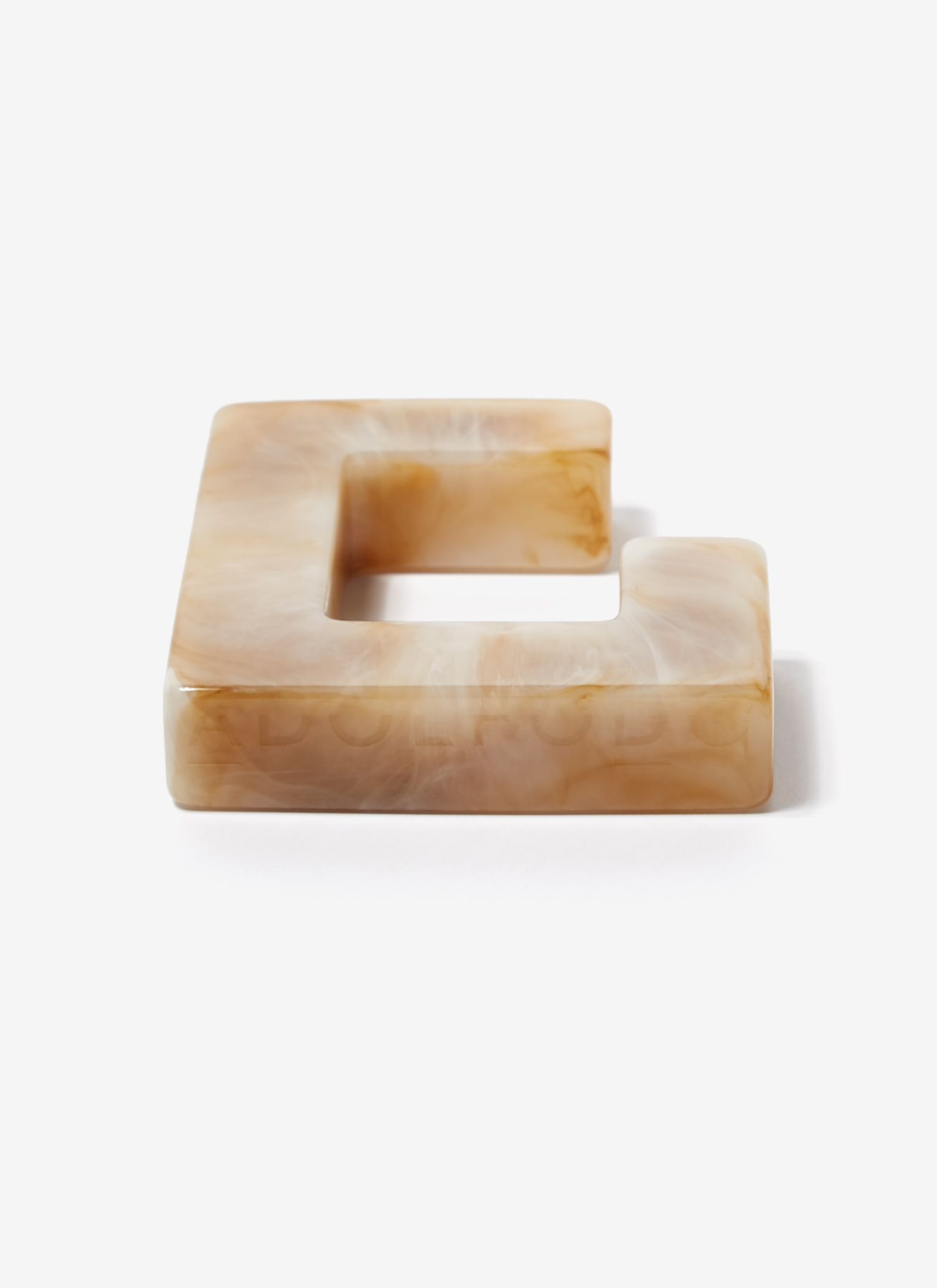 Squared resin maxi-bracelet image number 1