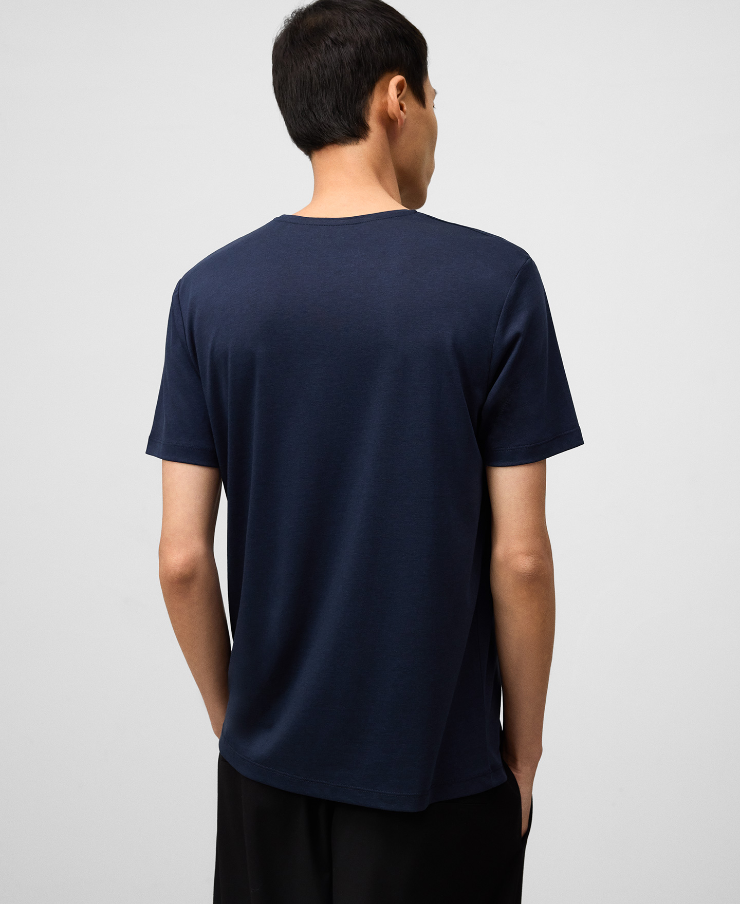Camiseta regular fit manga corta hombre image number 2