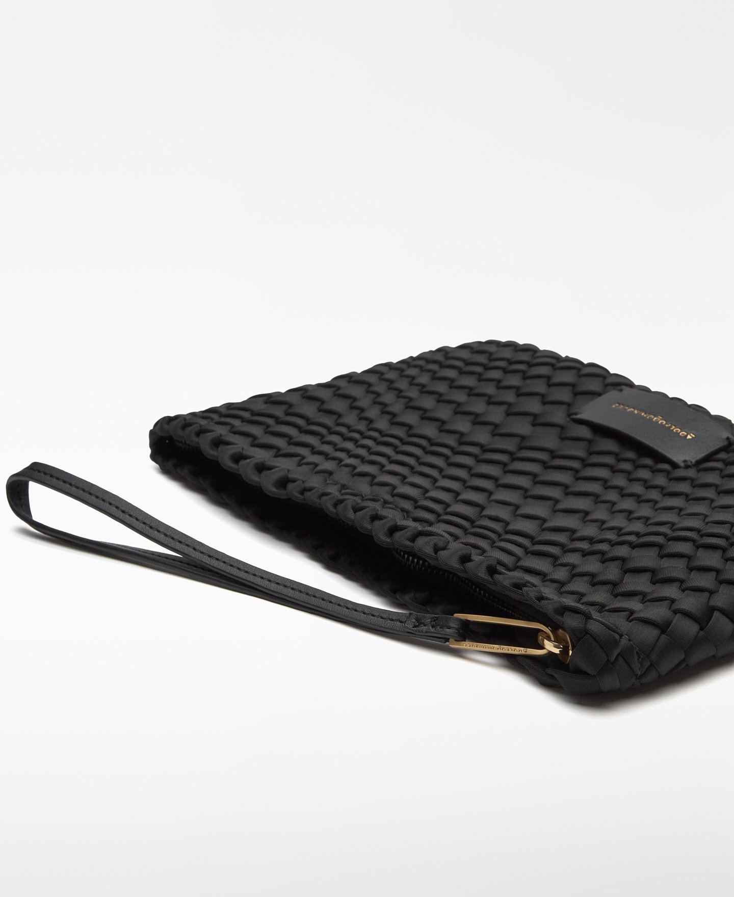 Braided fabric clutch woman image number 2